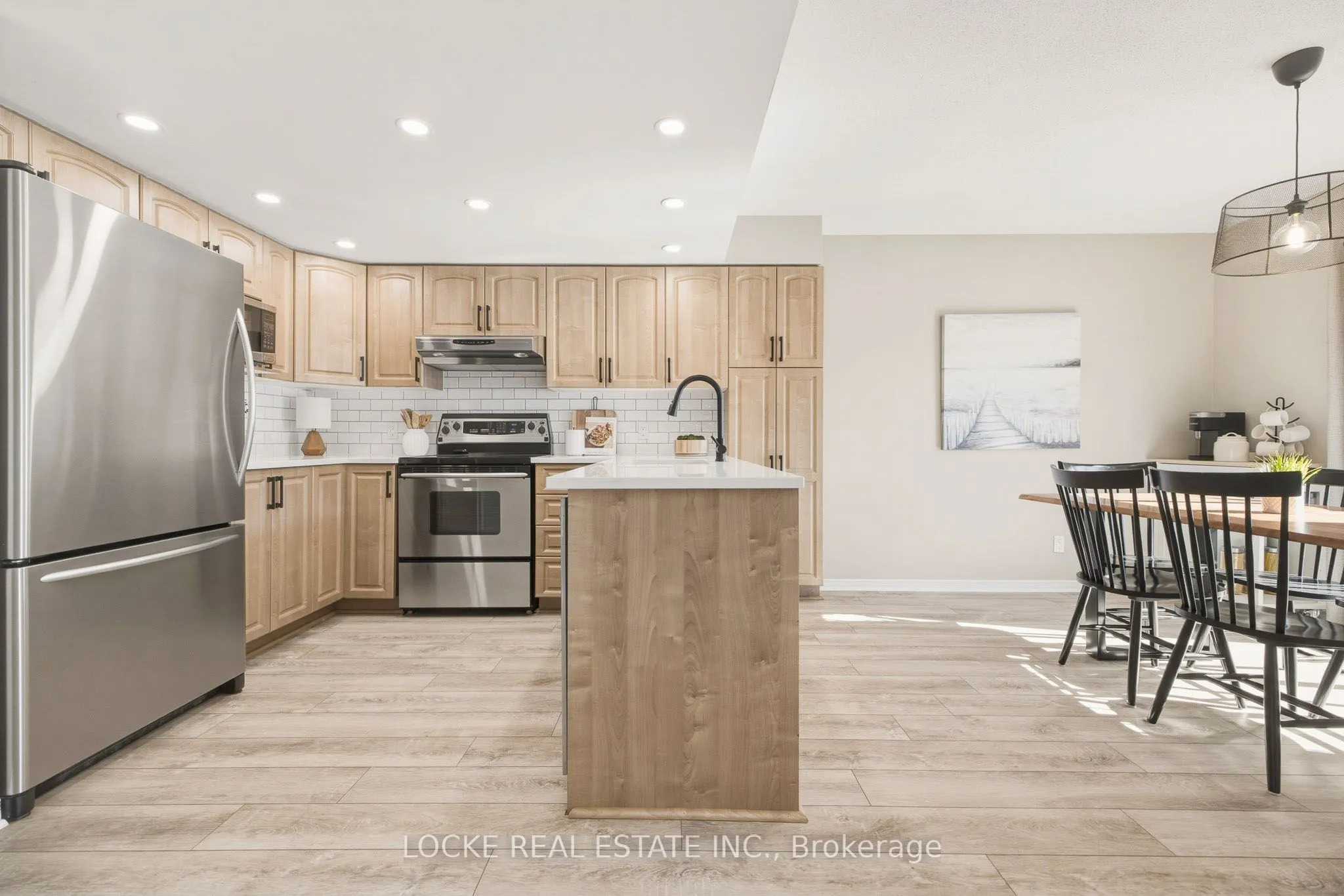 2174 Saturn Crescent