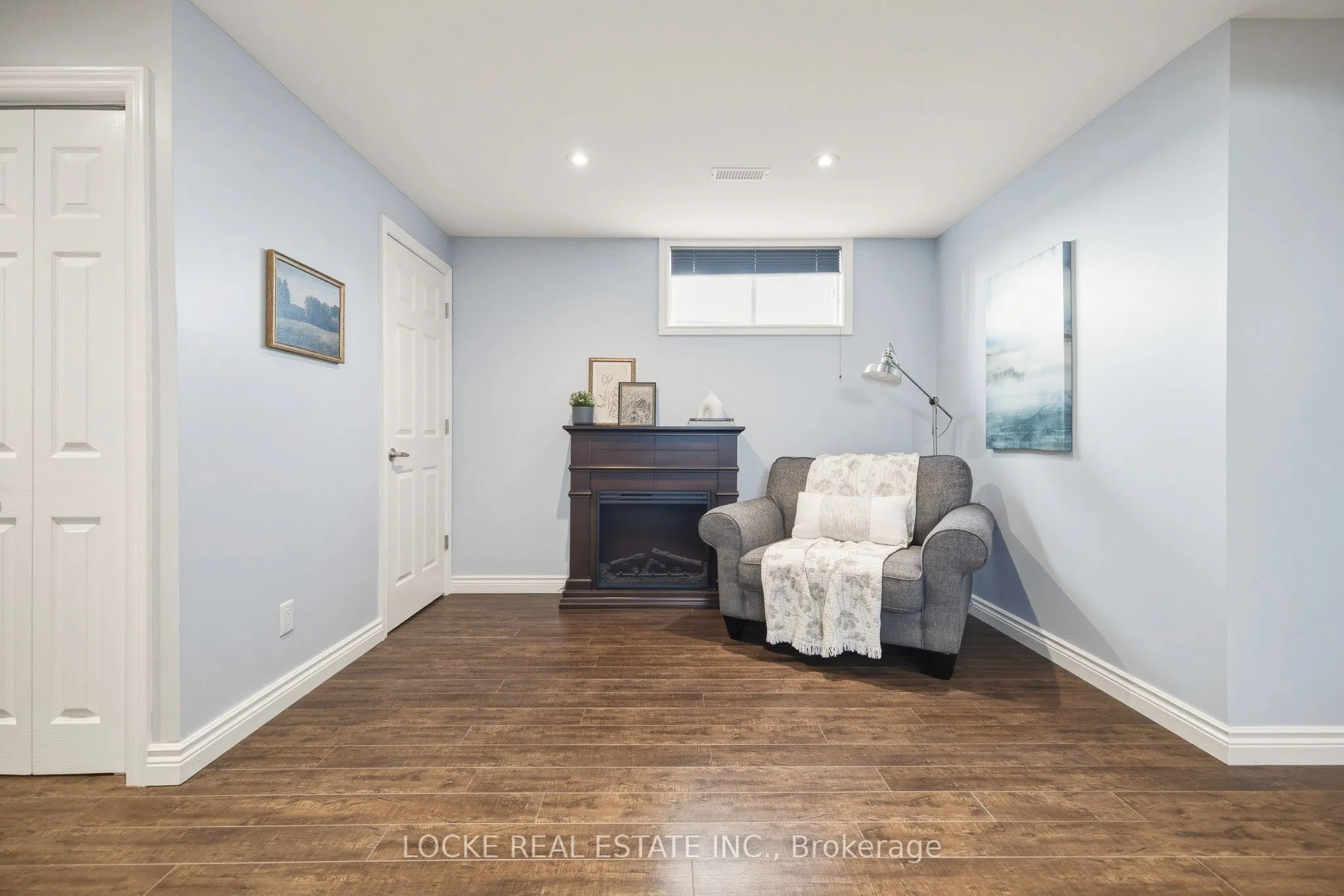 2174 Saturn Crescent