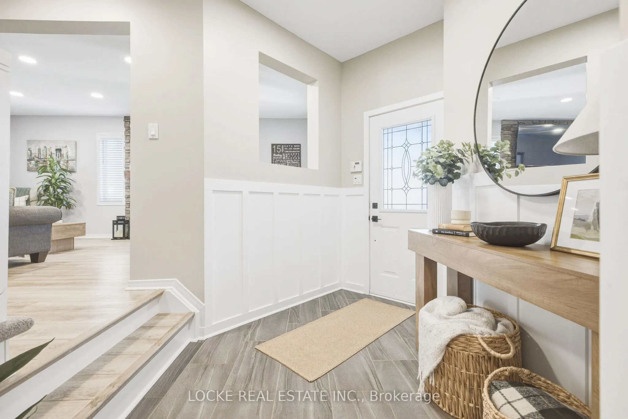 2174 Saturn Crescent