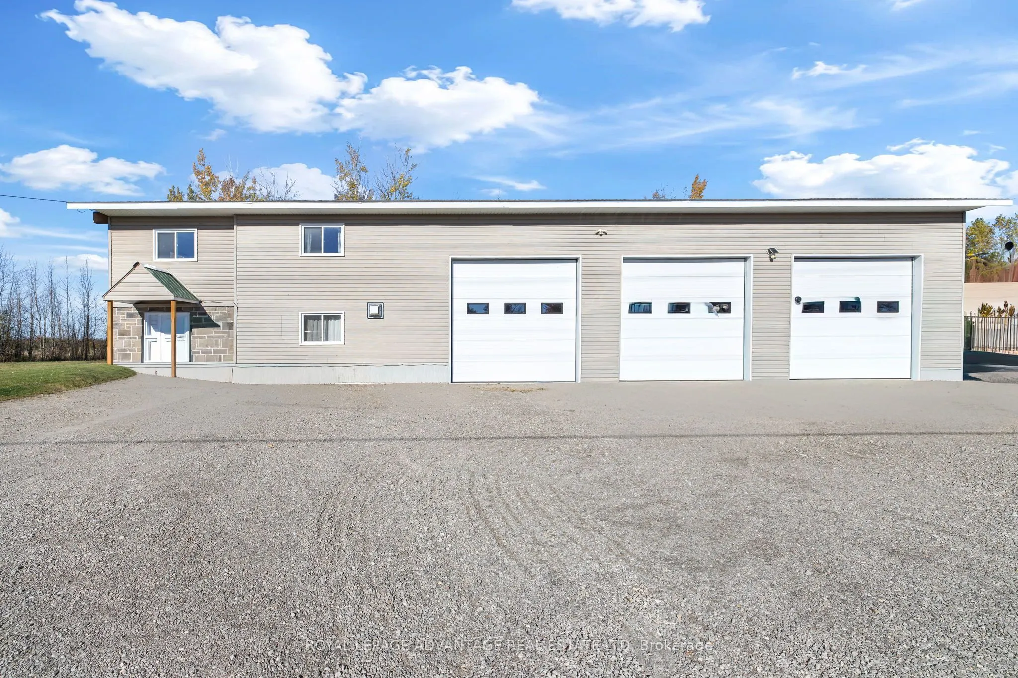 3678 Highway 43 W Road