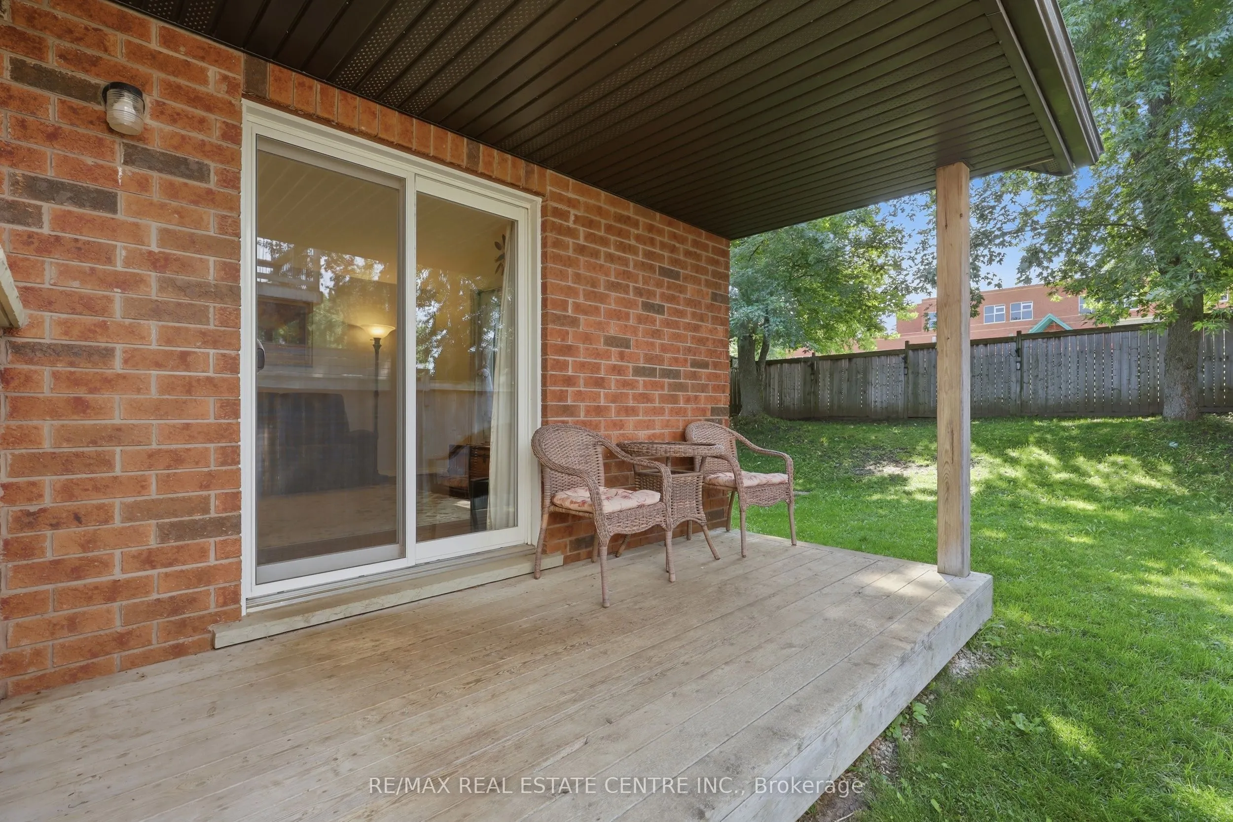 165 Silk Drive