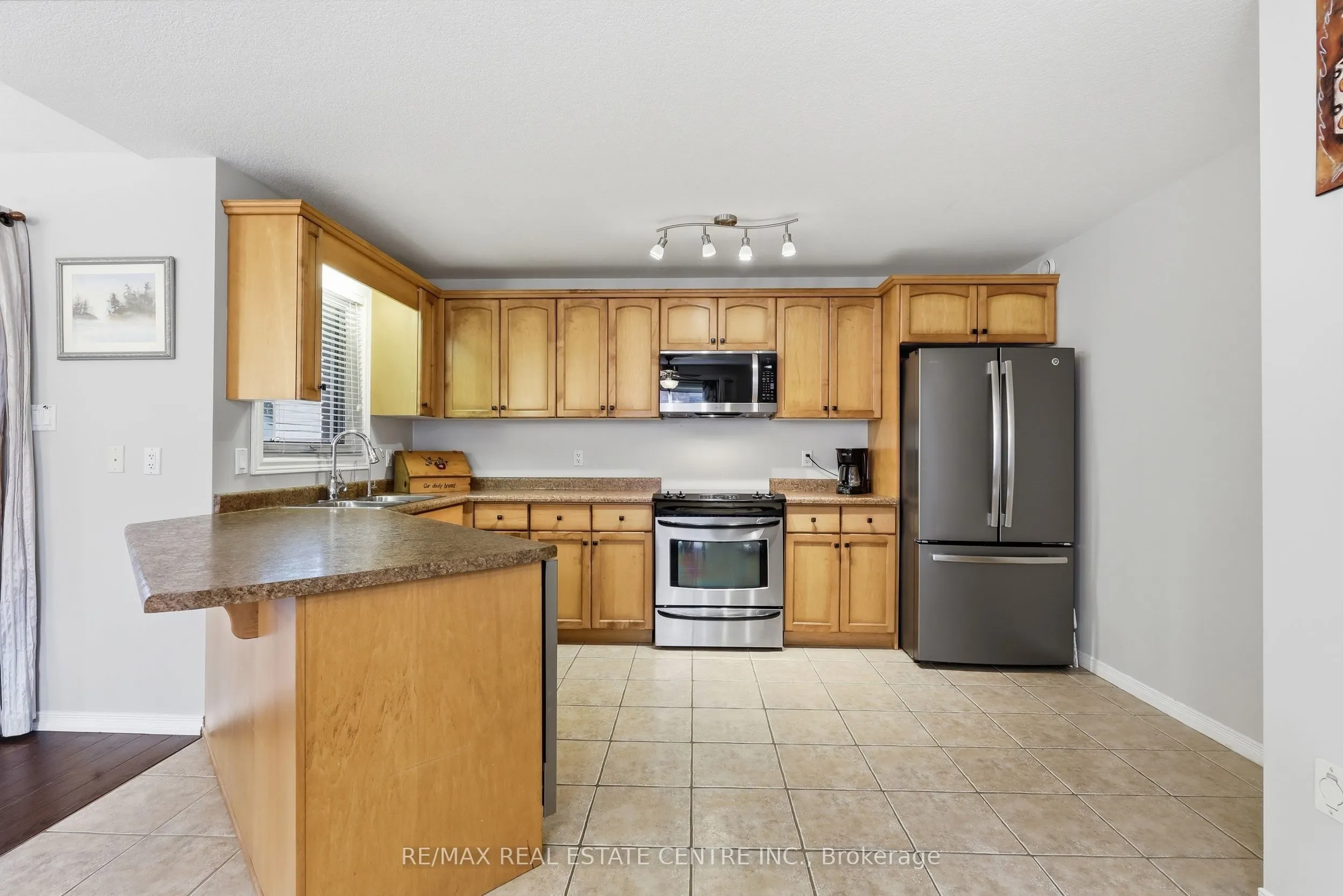165 Silk Drive