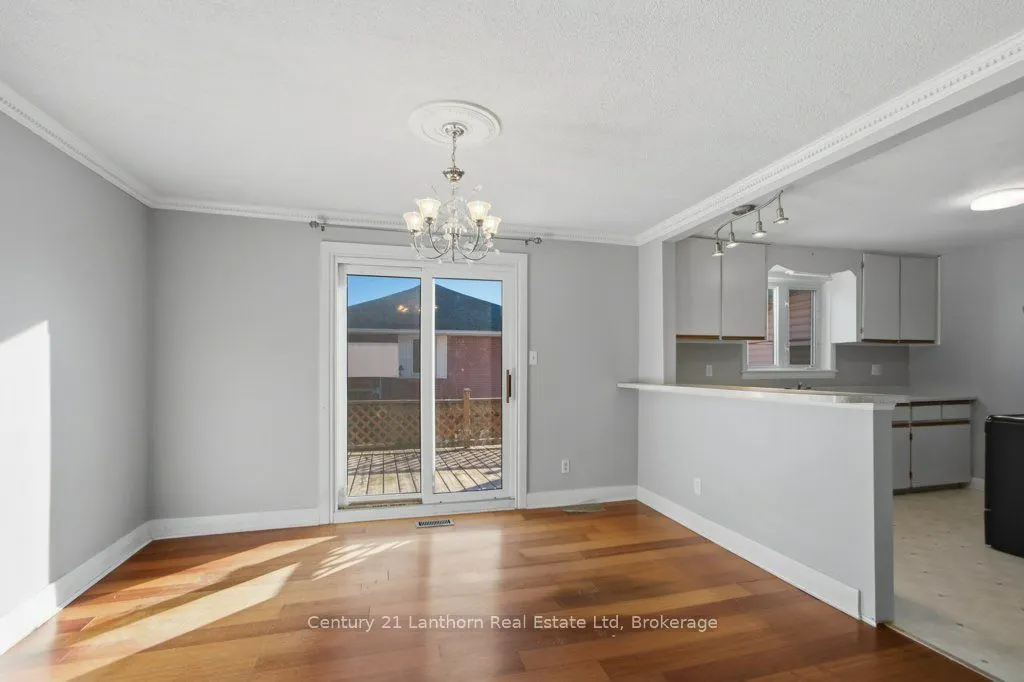 1 Clarke Boulevard