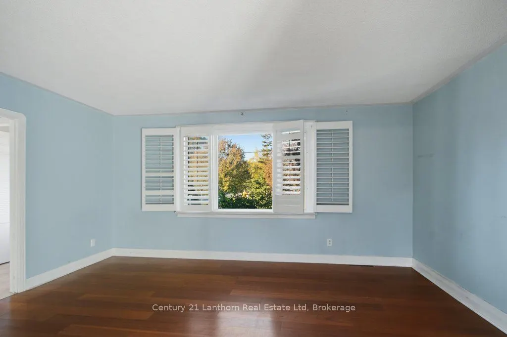 1 Clarke Boulevard