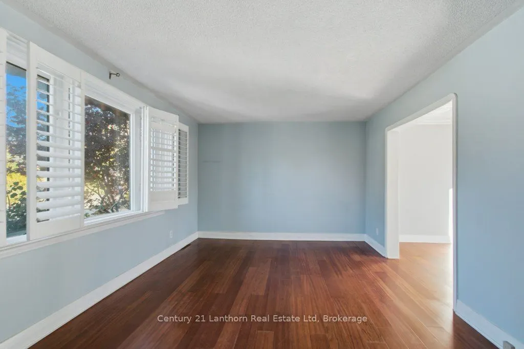 1 Clarke Boulevard