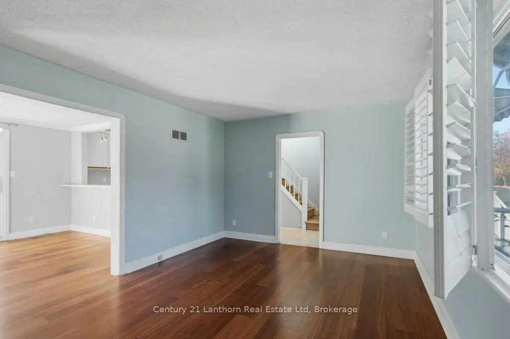 1 Clarke Boulevard