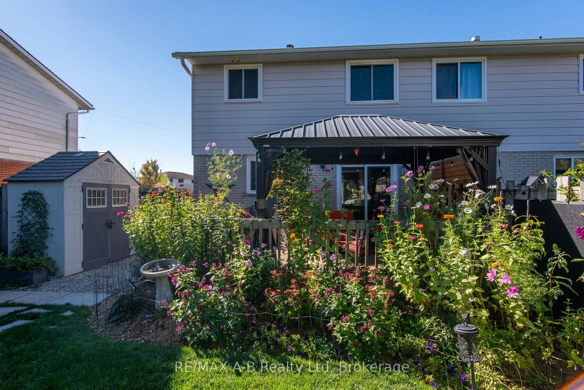 254 Louise Street