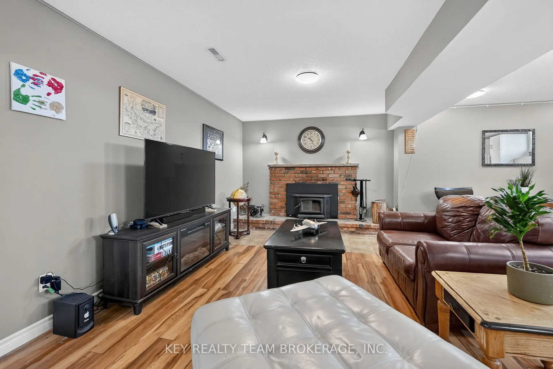 3216 HALL Road