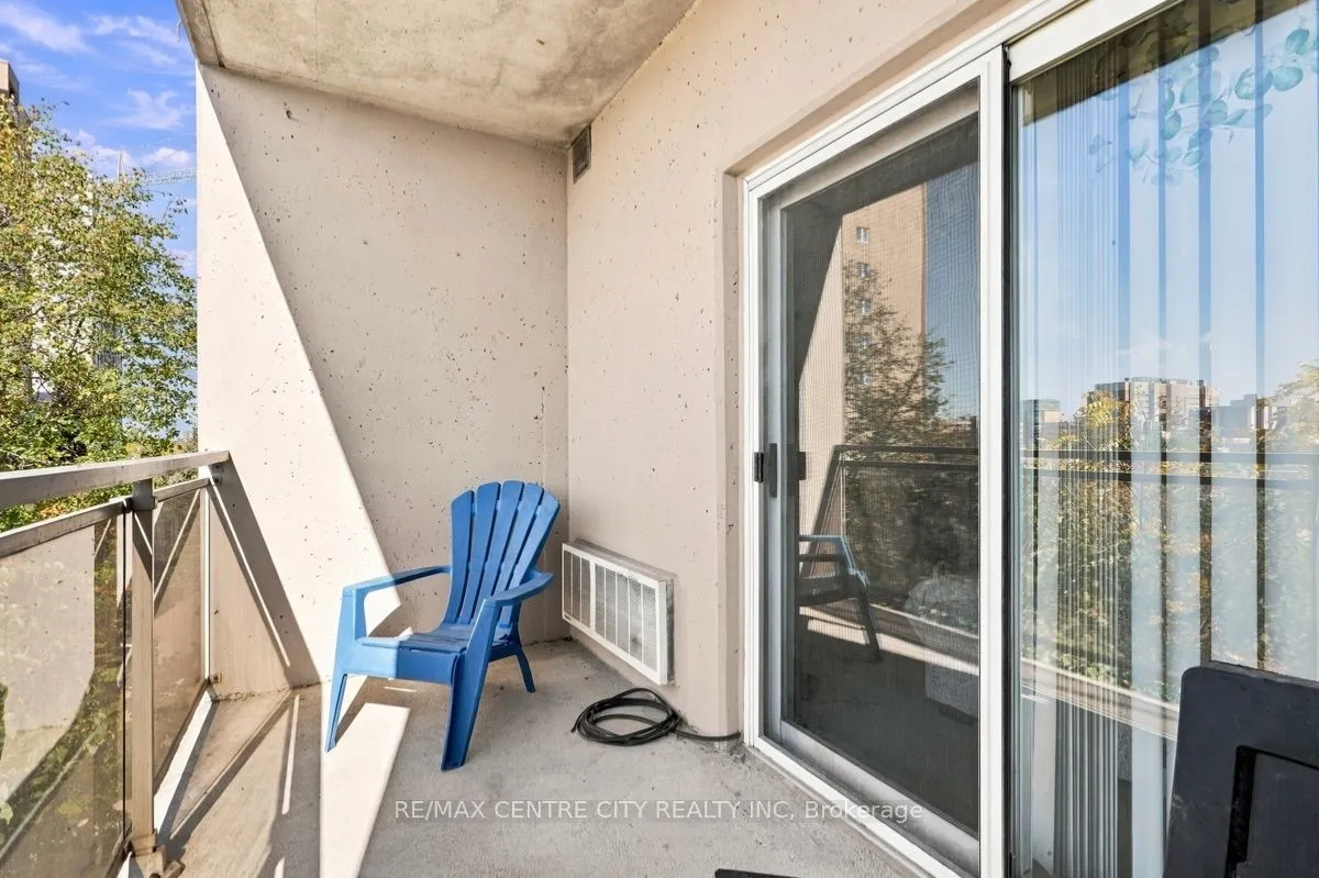 858 Commissioners Road E #506