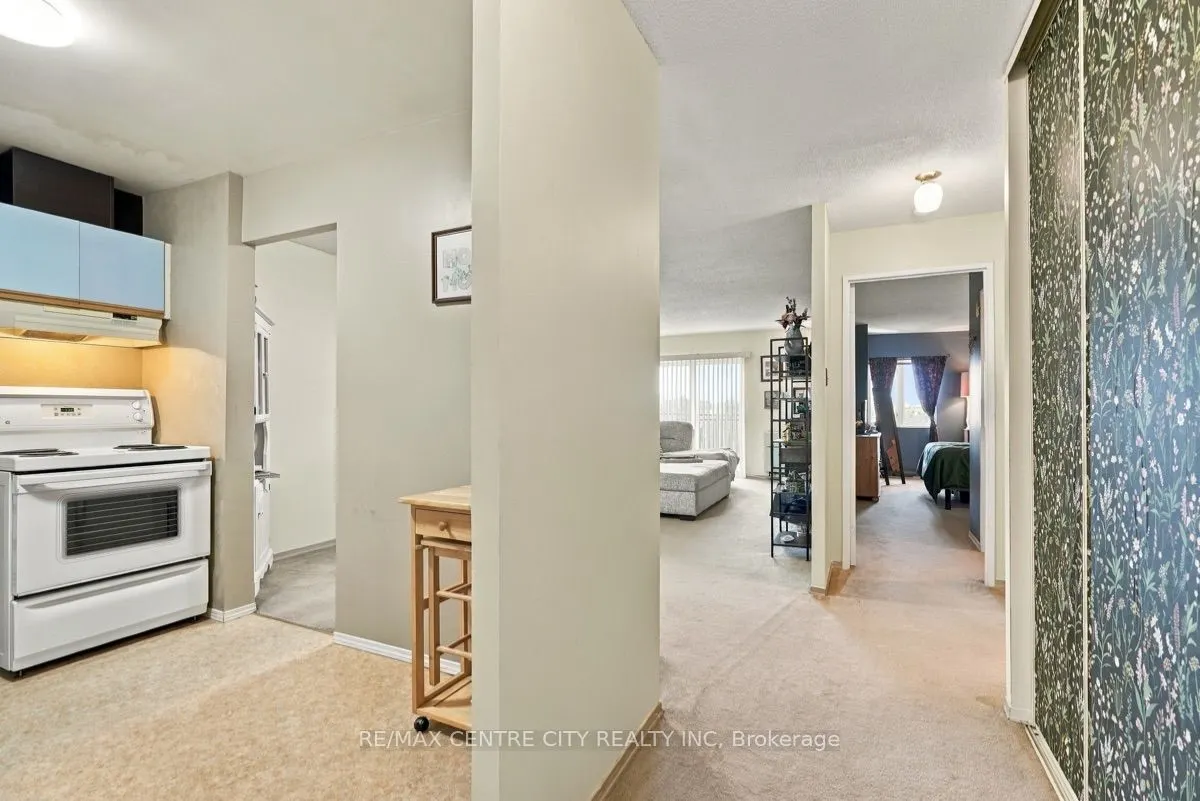 858 Commissioners Road E #506