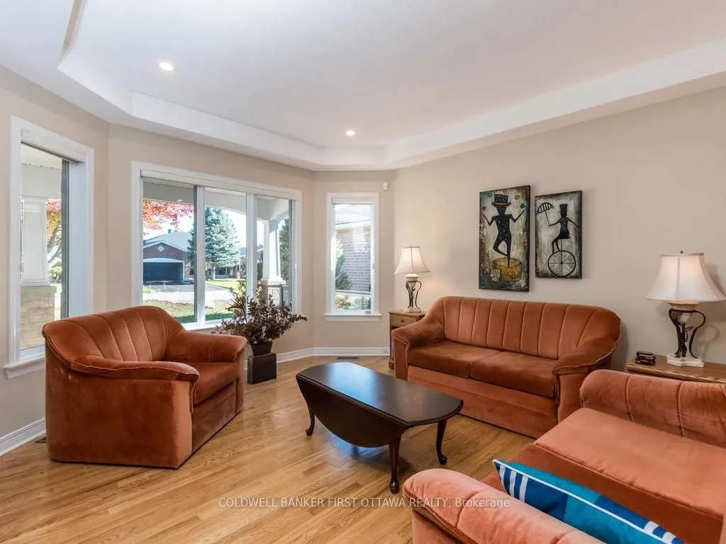 57 Amberlakes Drive