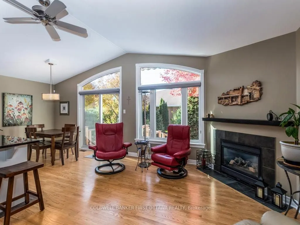 57 Amberlakes Drive