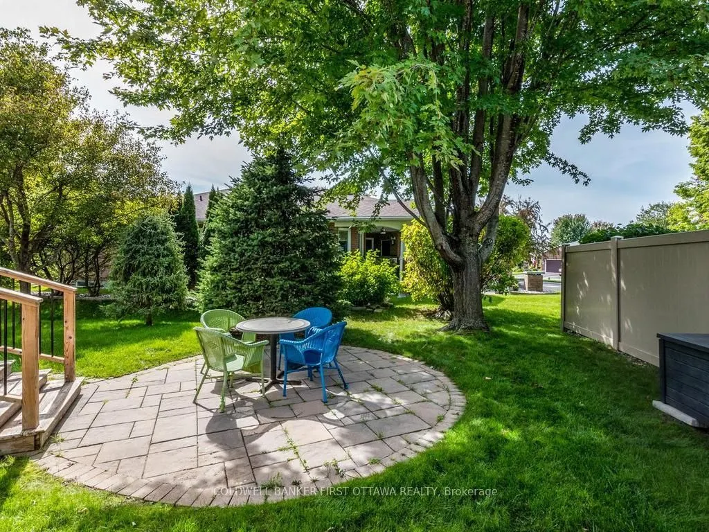 57 Amberlakes Drive