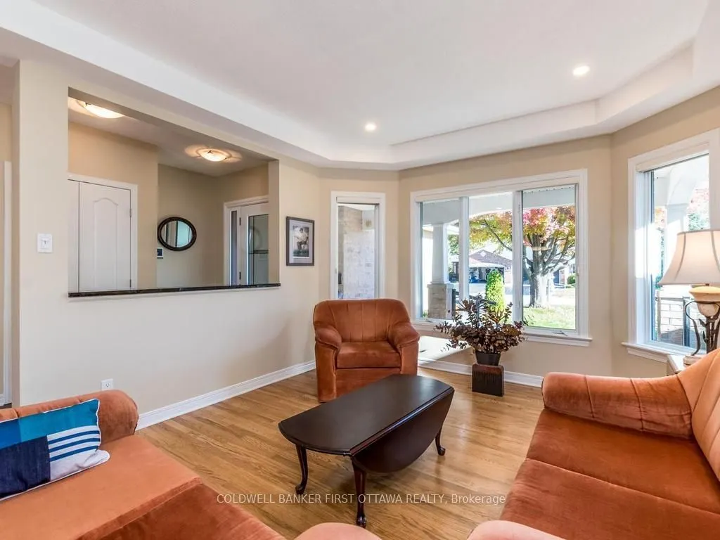 57 Amberlakes Drive