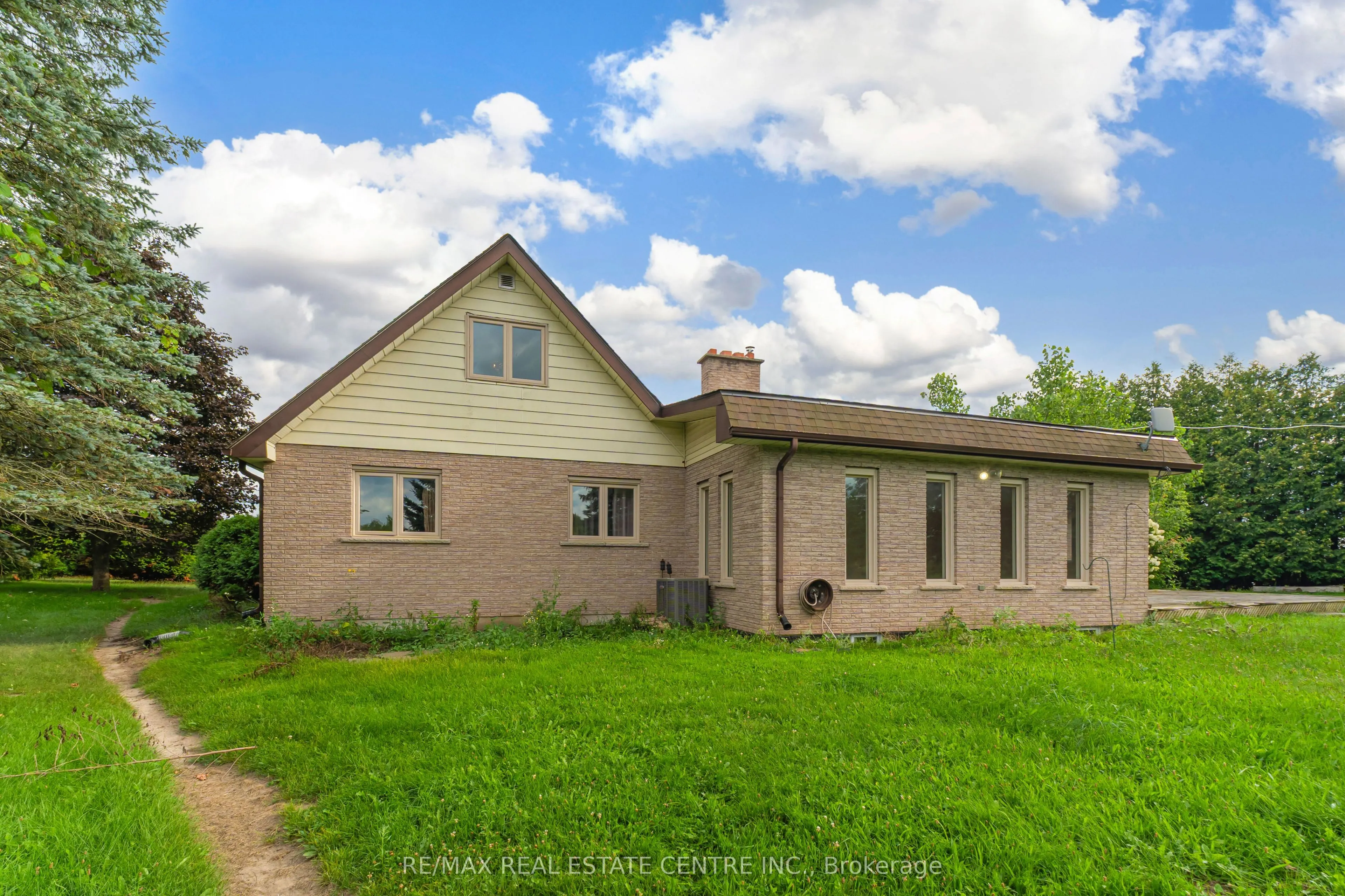 8438 HWY 7