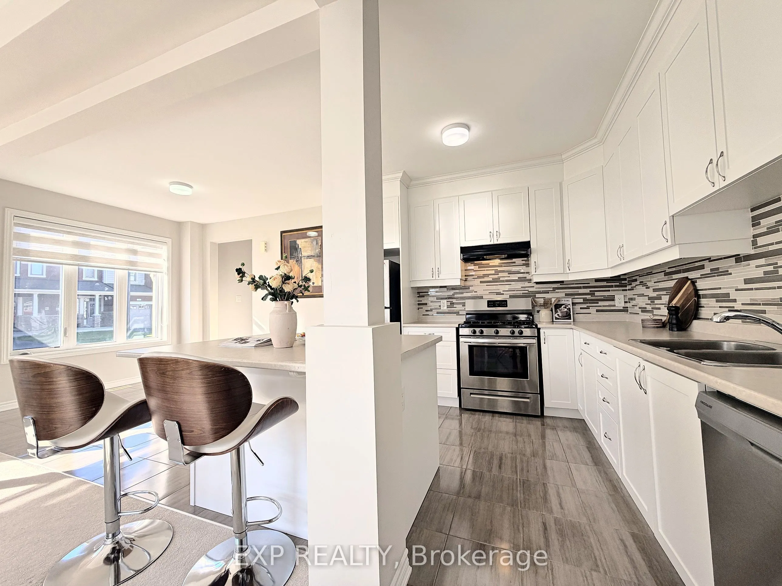 591 Catleaf Row