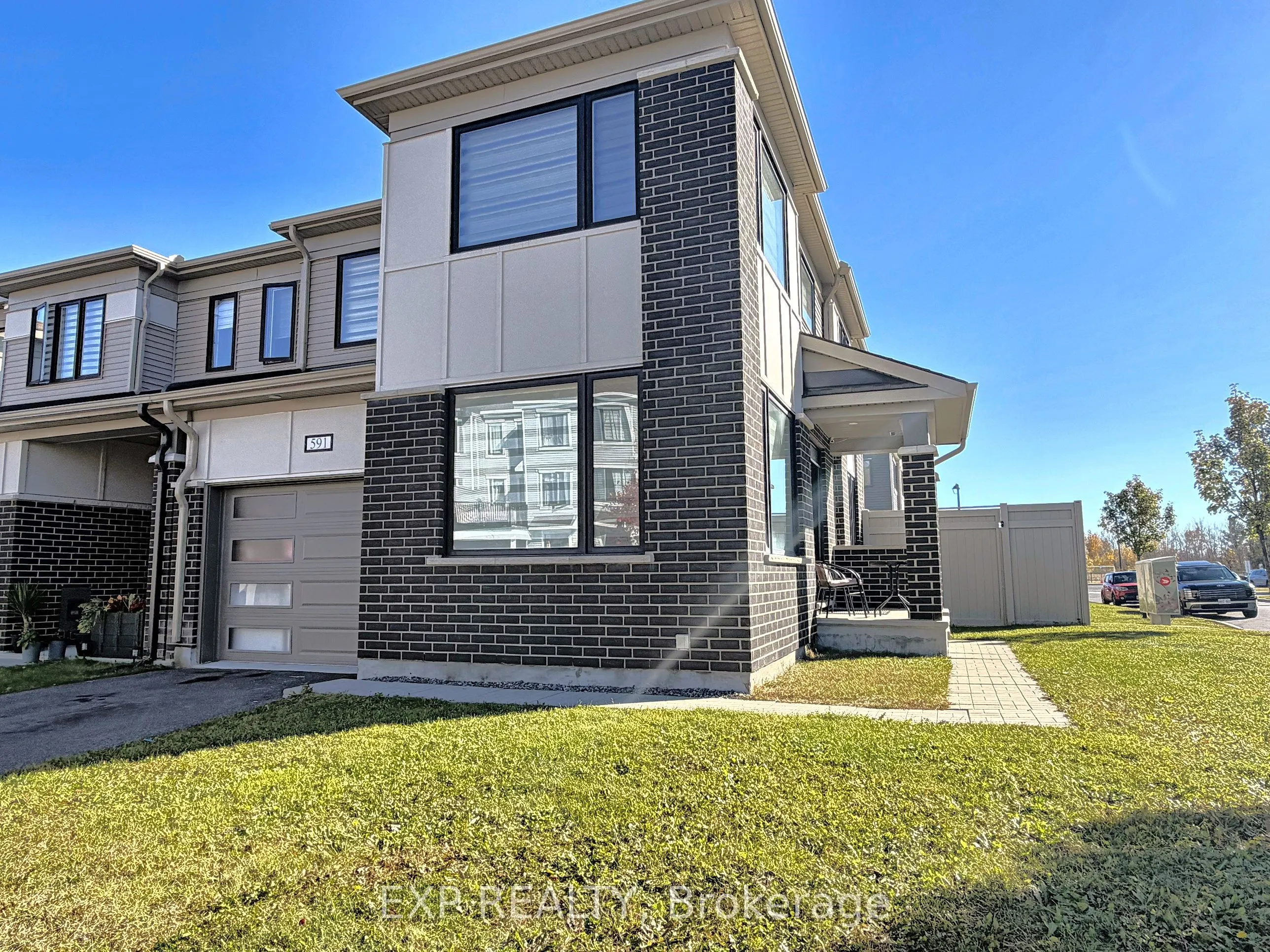 591 Catleaf Row
