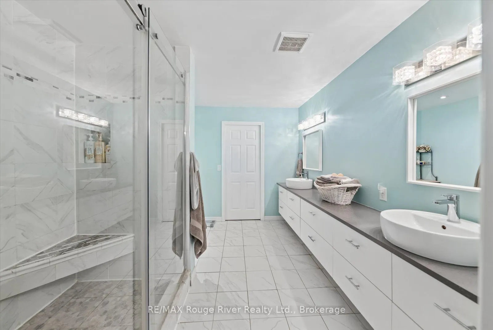 178 Roma Lane