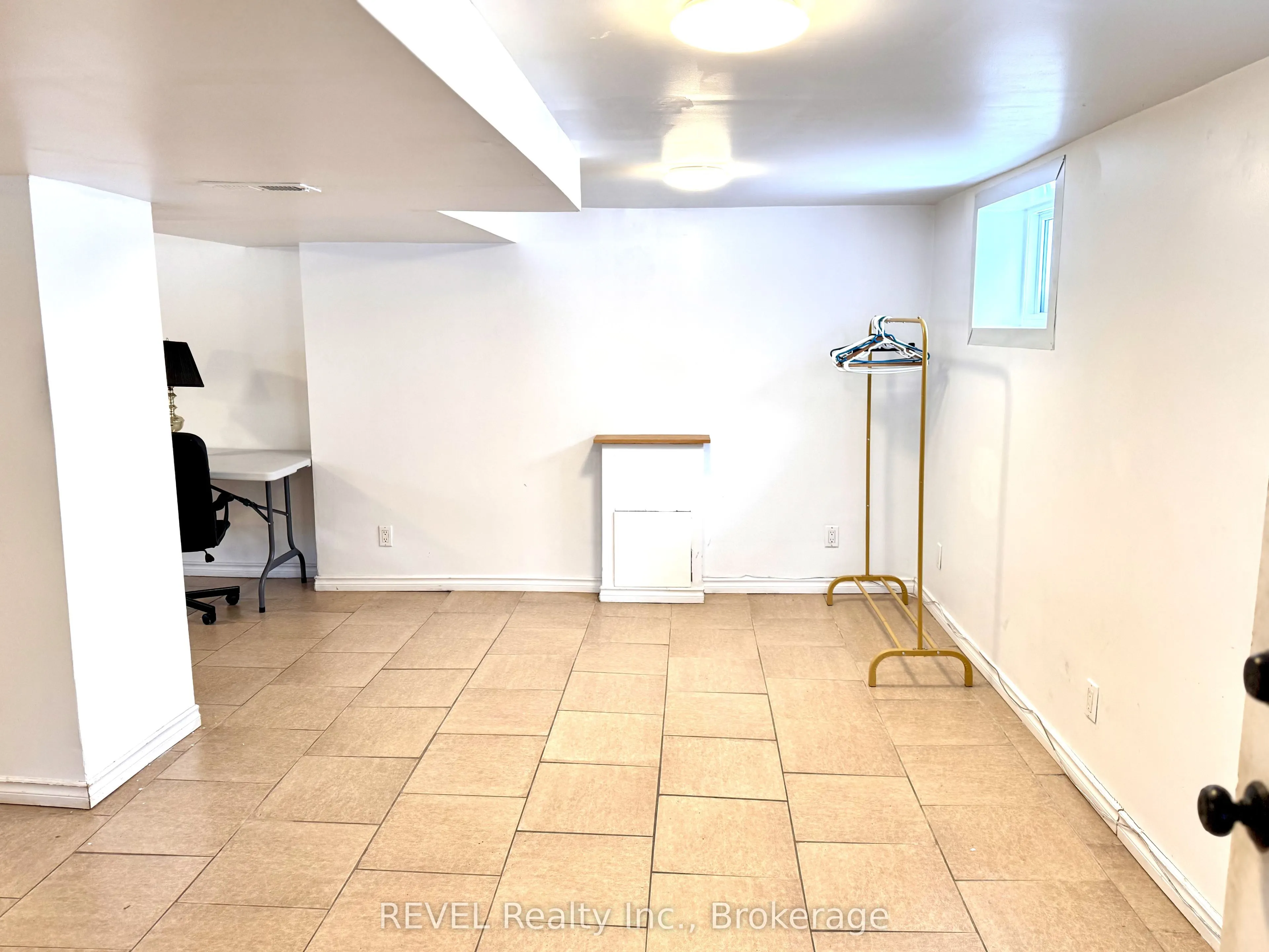 6172 William Street #Basement - Unit 3
