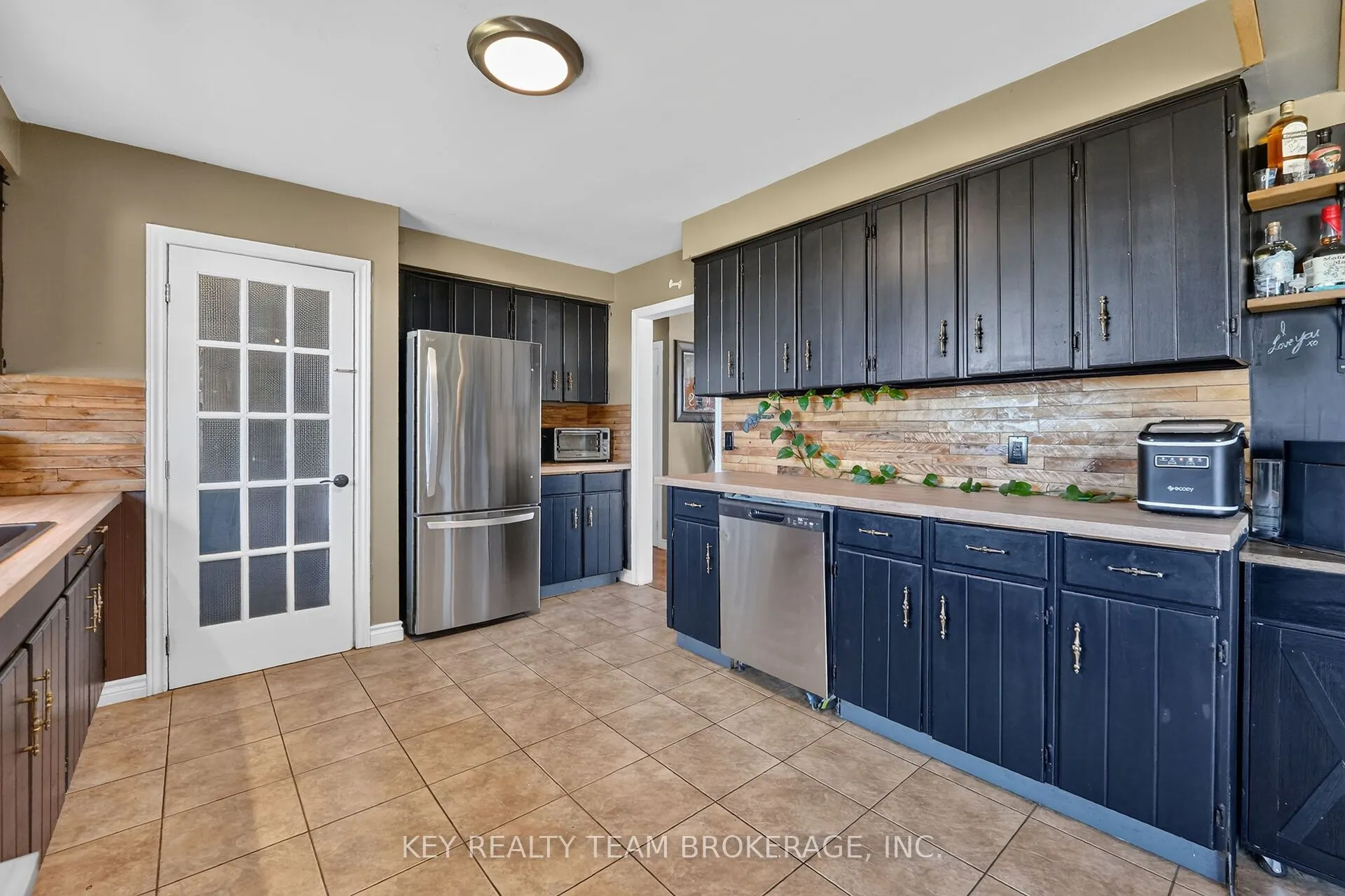 3216 Hall Road