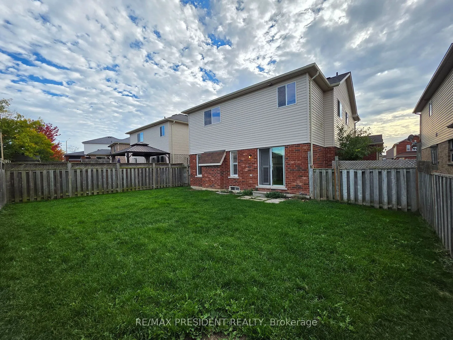 45 Lucas Crescent