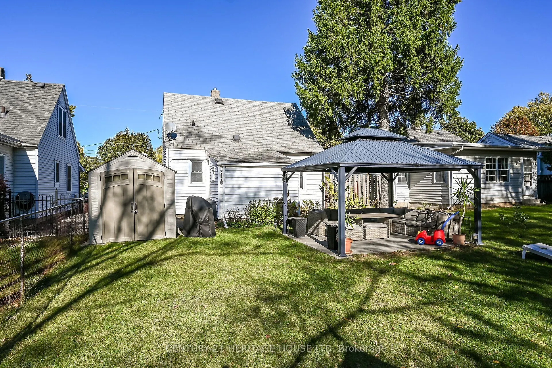 112 Wilkes Street
