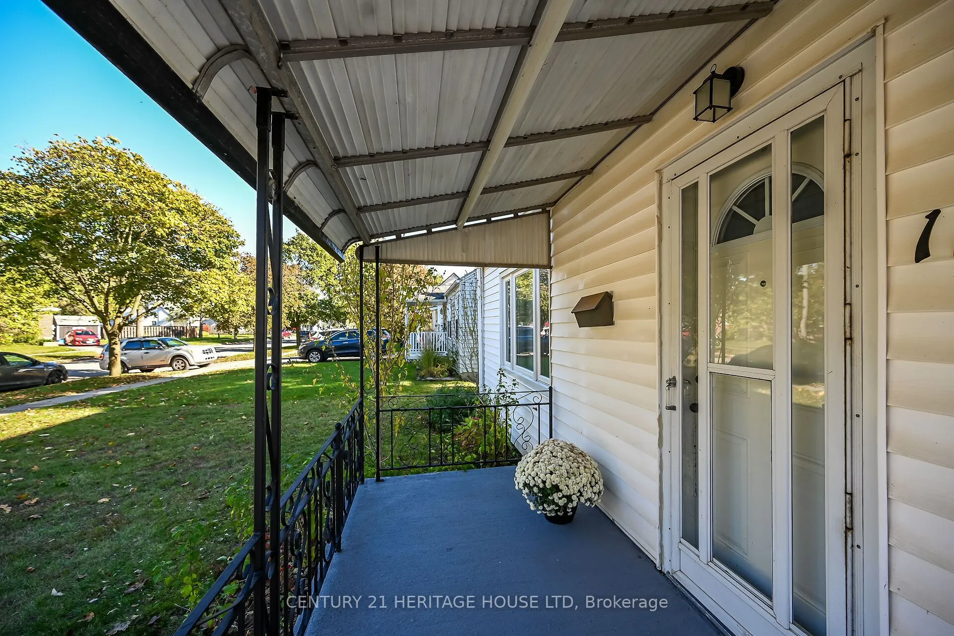 112 Wilkes Street