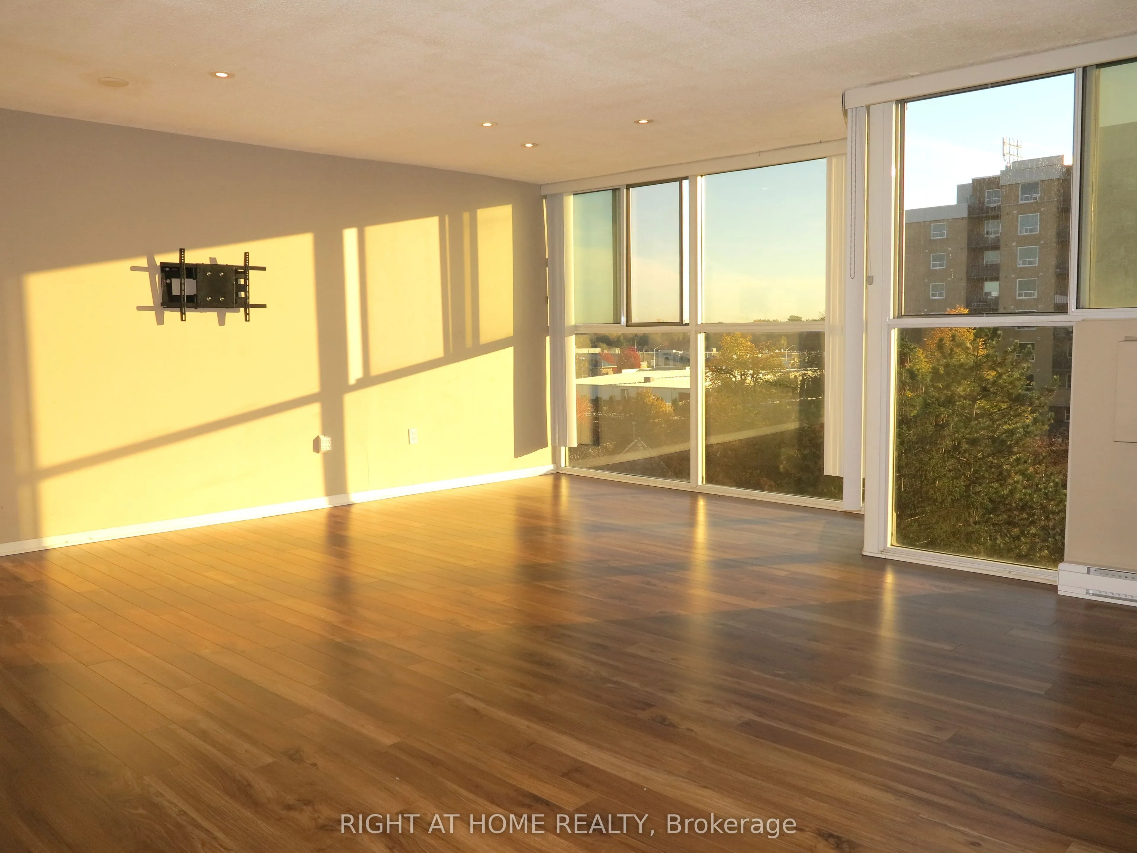 127 Belmont Drive #610