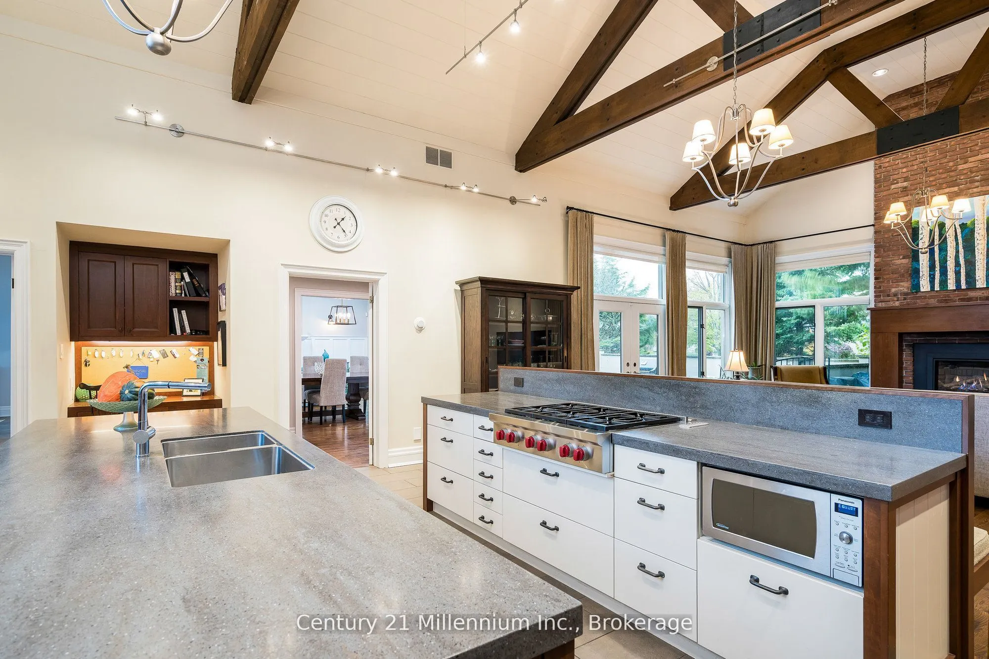 160 Grand Cypress Lane