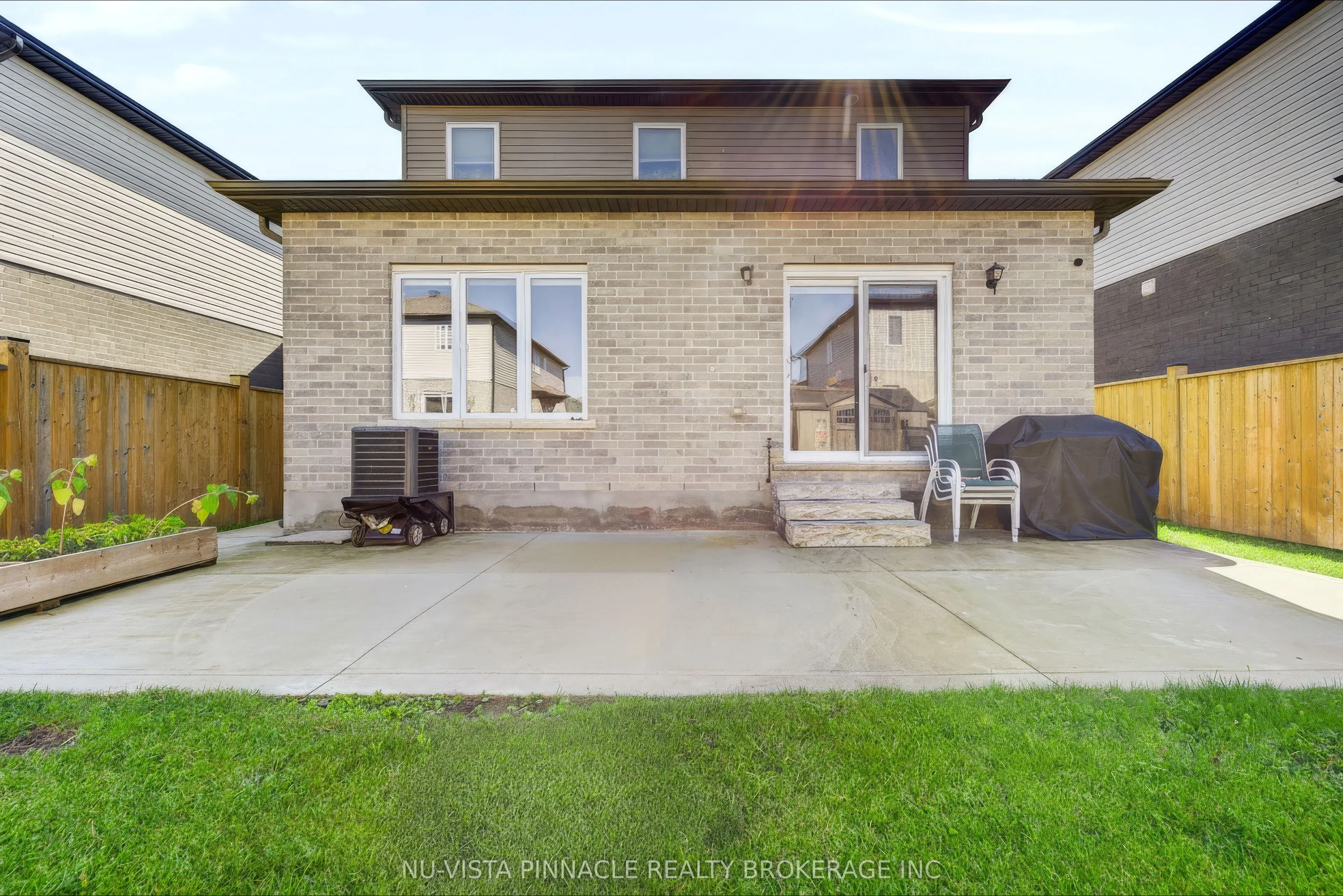 2912 Petty Road