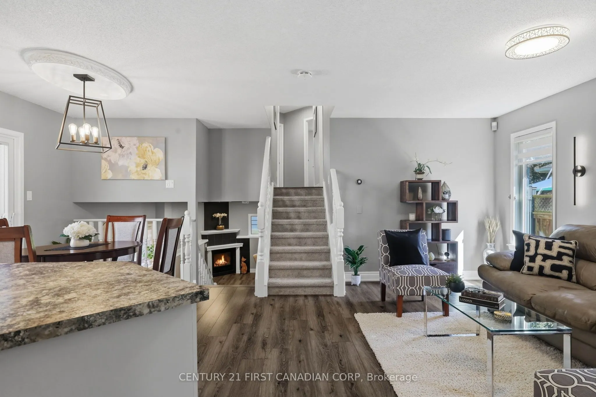 546 Talltree Crescent