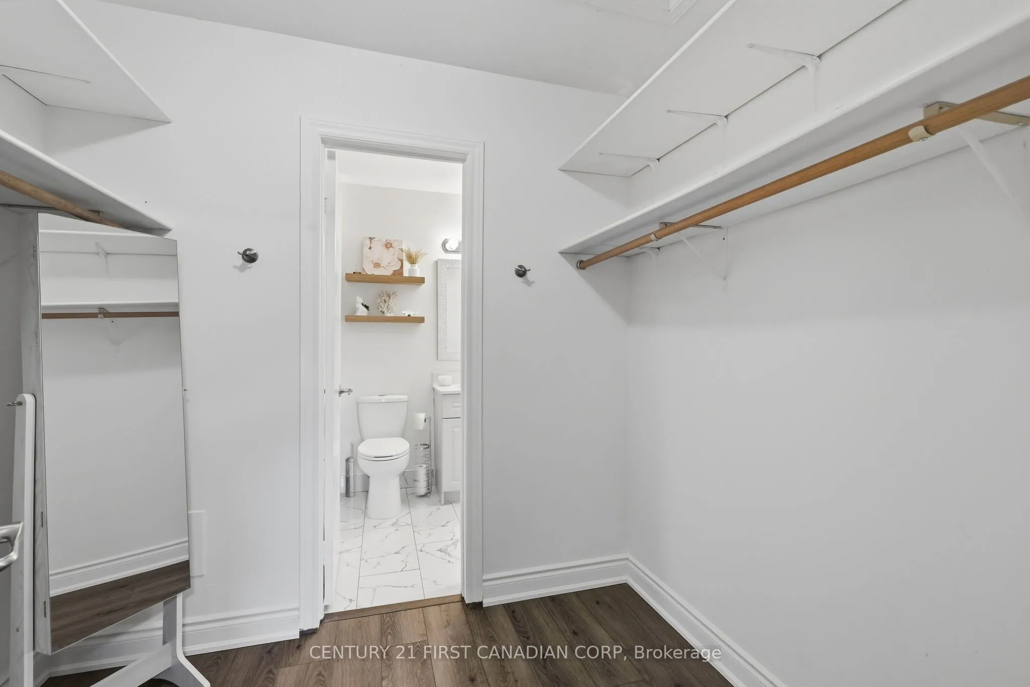 546 Talltree Crescent