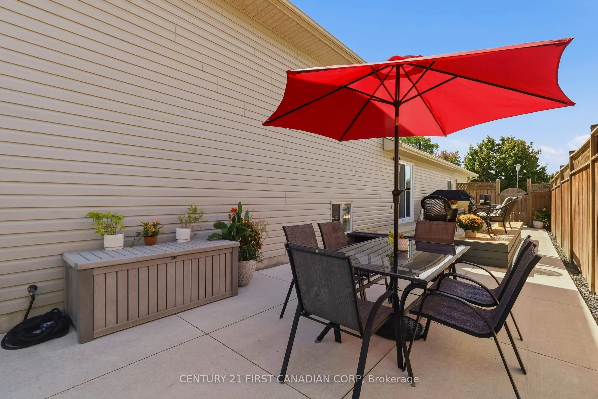 546 Talltree Crescent