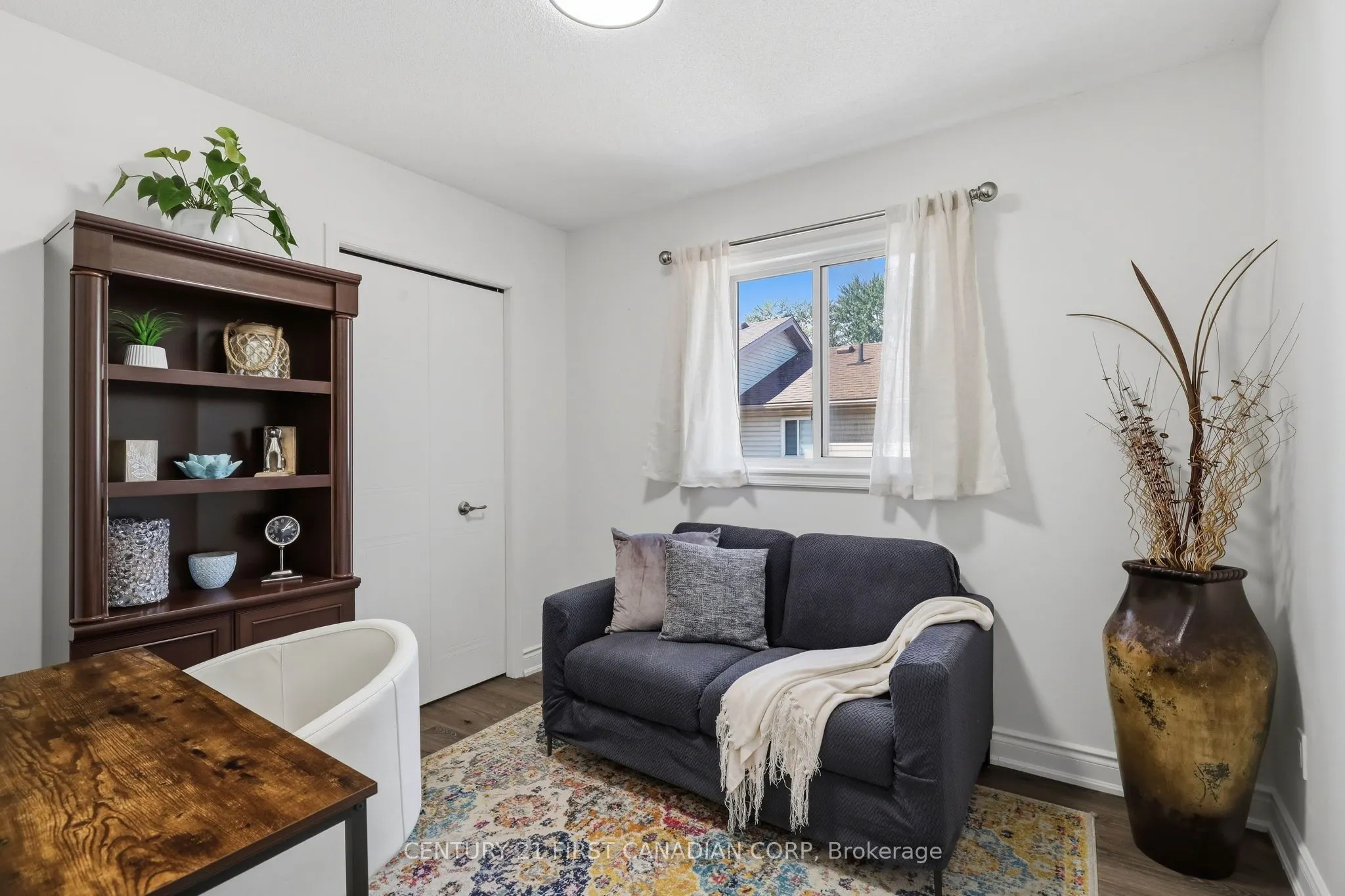 546 Talltree Crescent