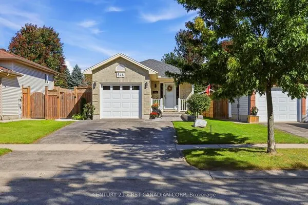 546 Talltree Crescent