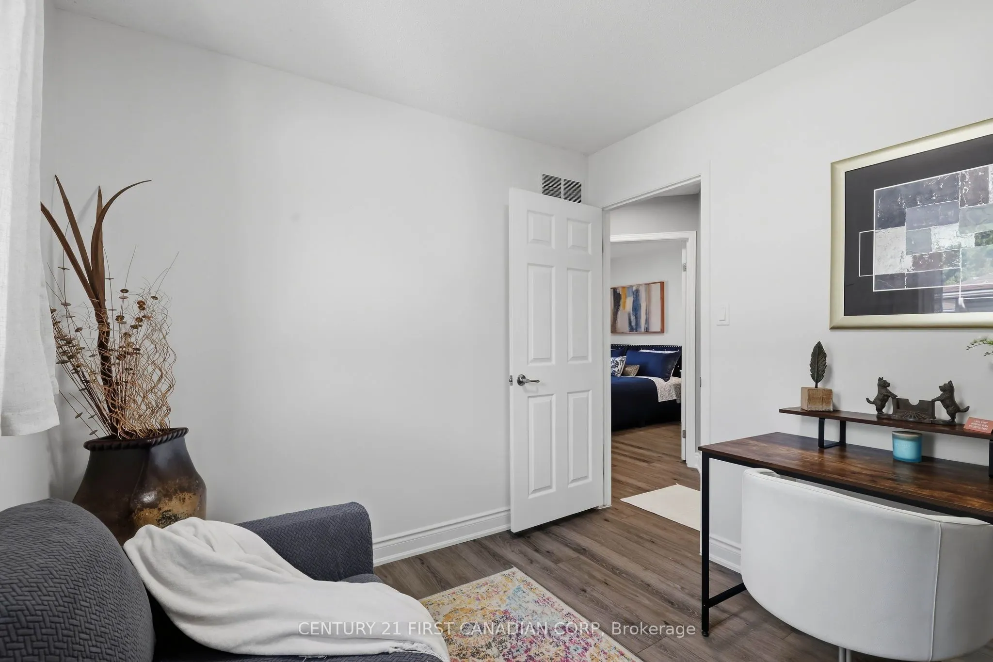 546 Talltree Crescent