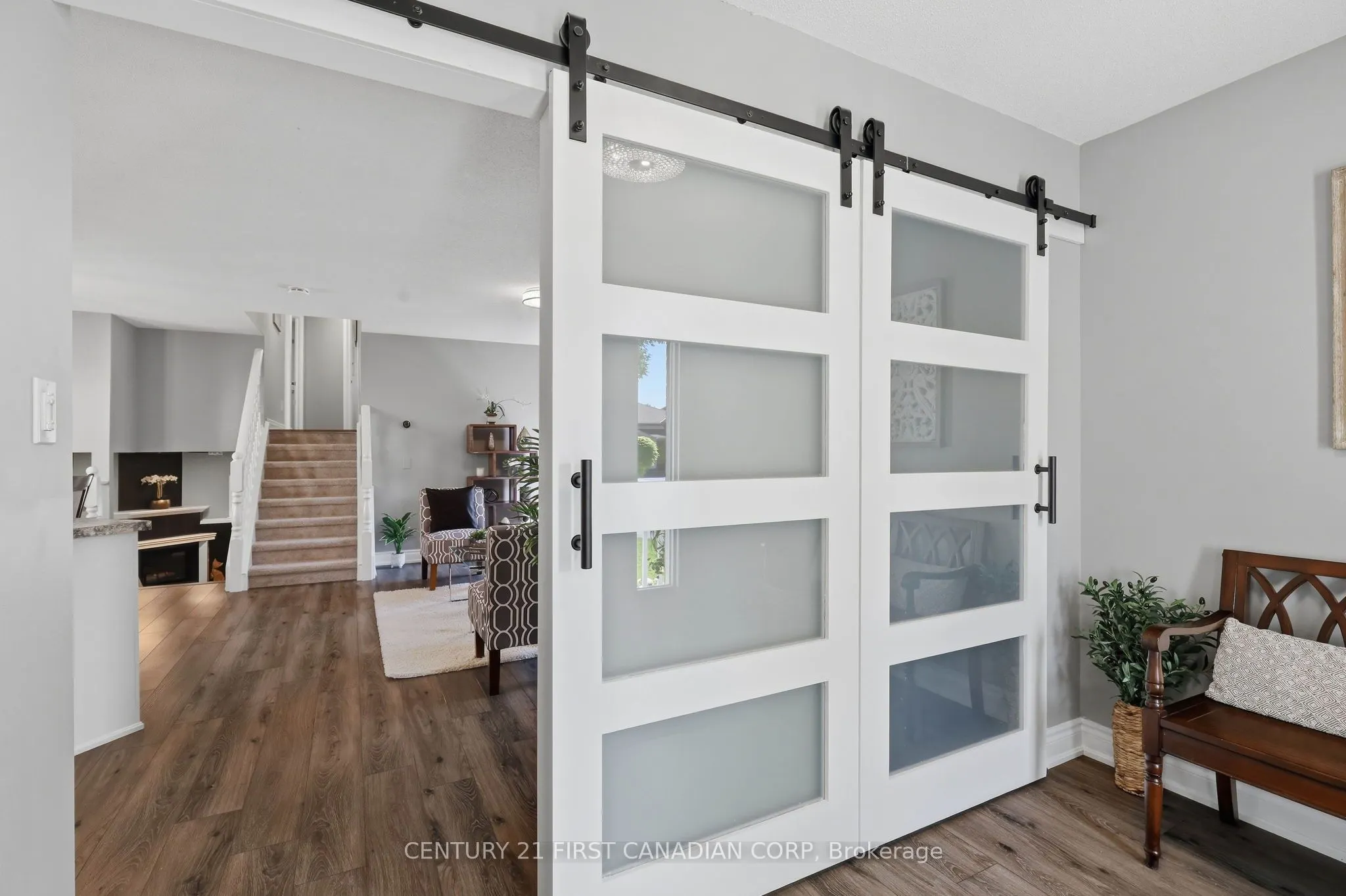 546 Talltree Crescent