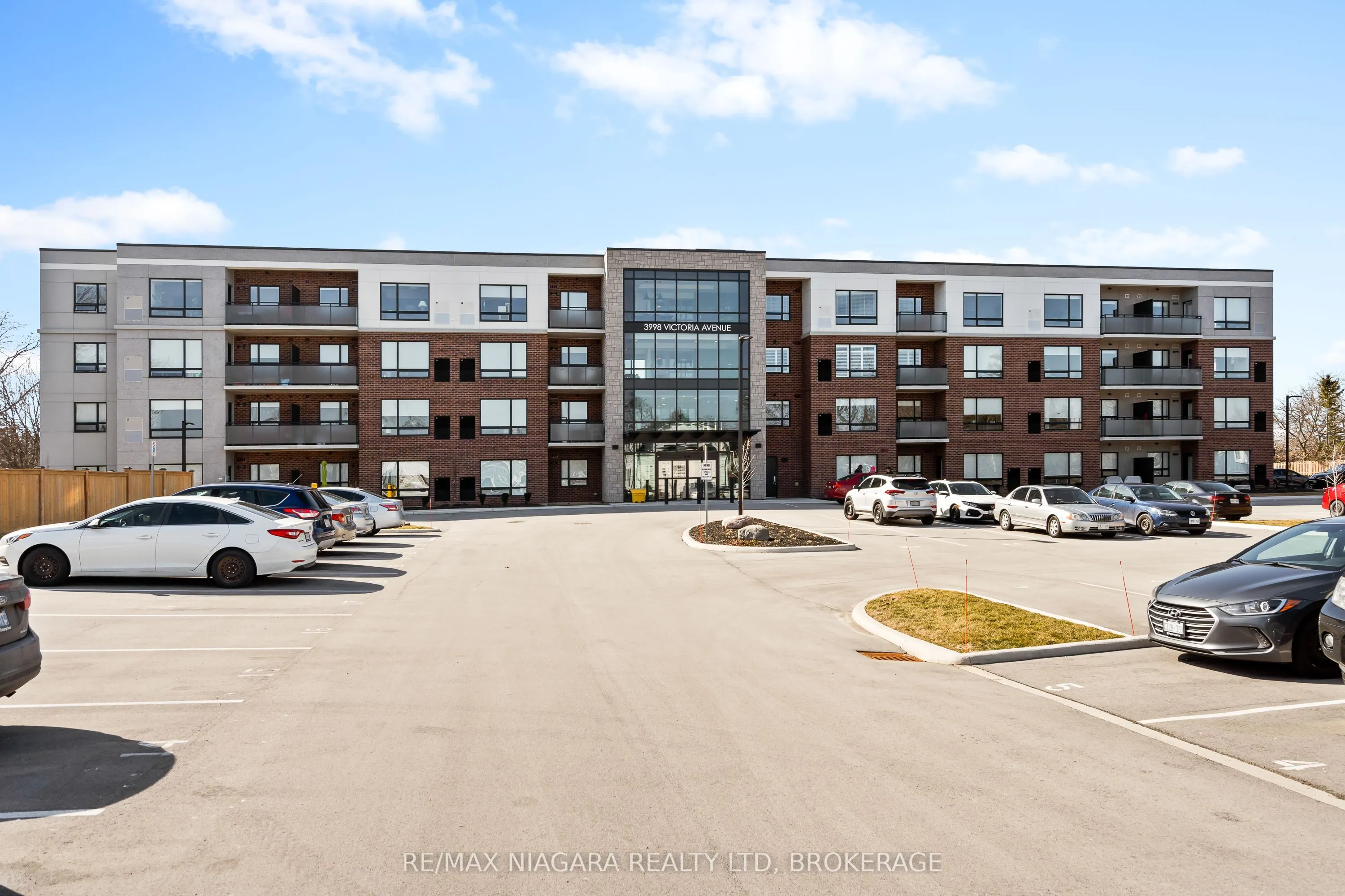 3998 Victoria Avenue #301