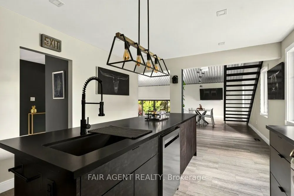 5 Firelane 14b Road