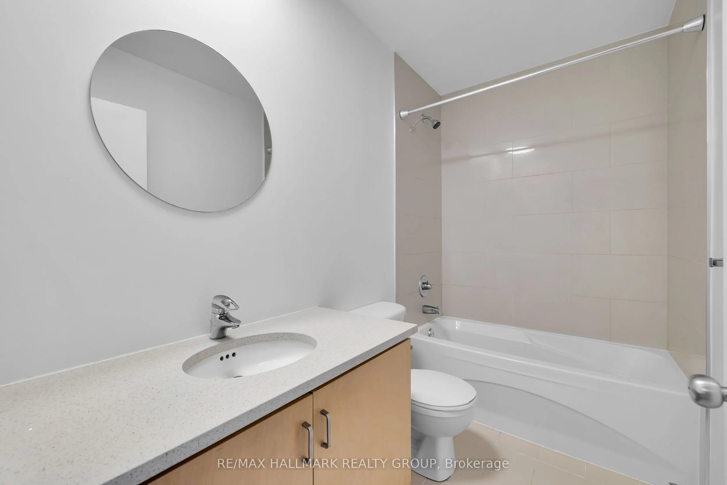 180 York Street #210