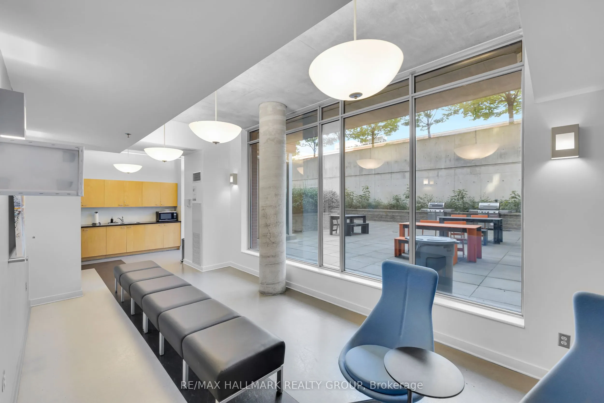 180 York Street #210