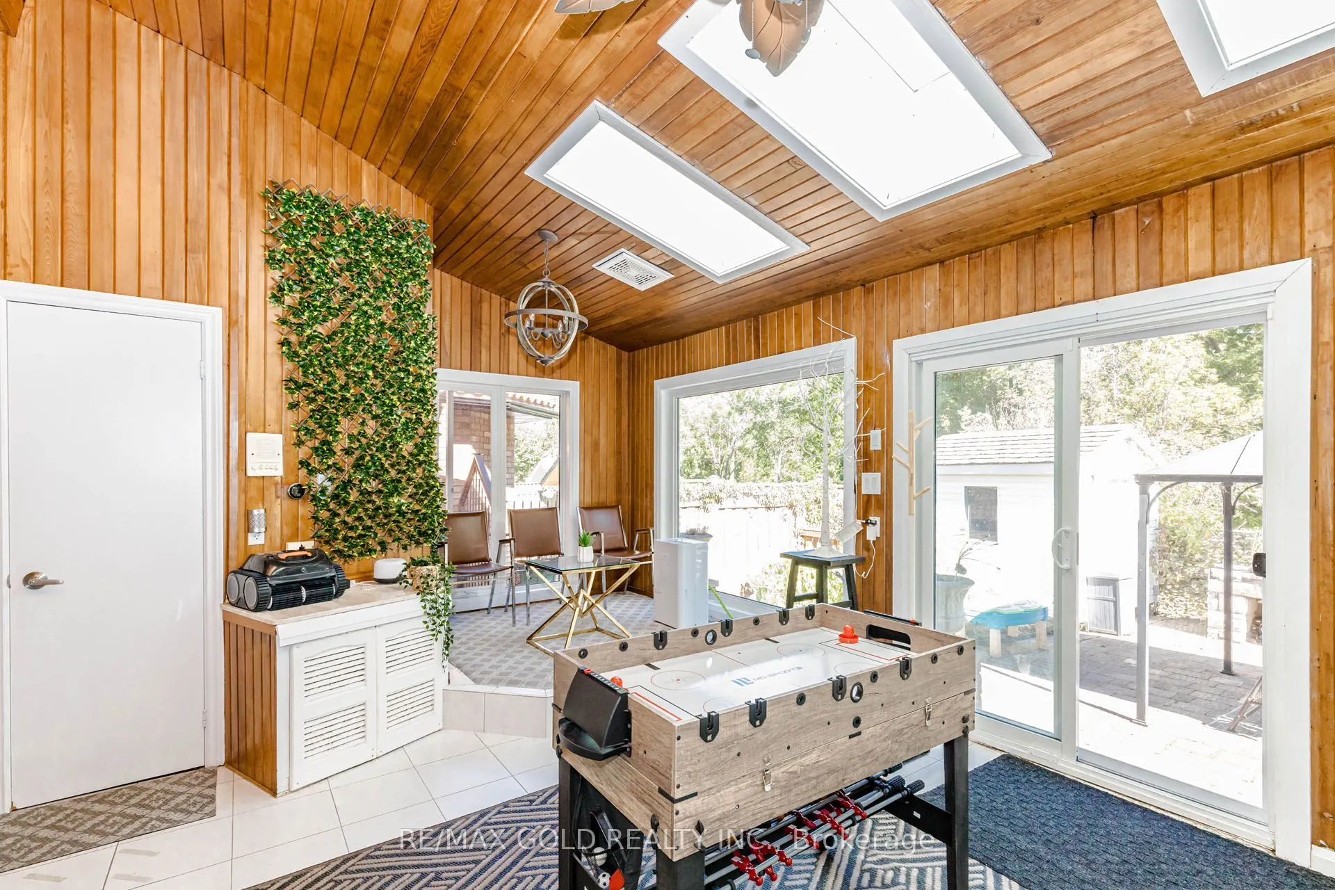 108 Montmorency Drive