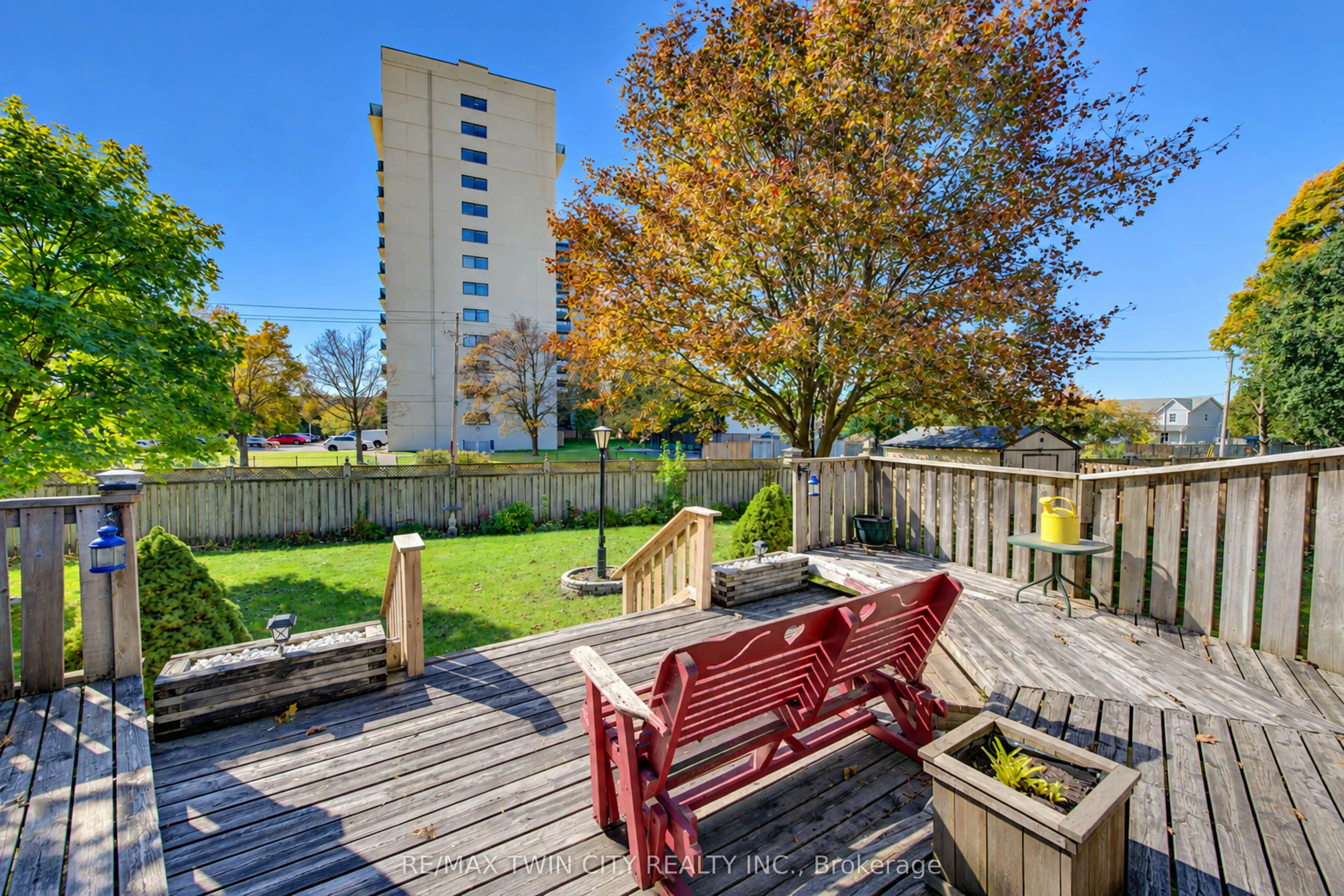 73 BELTON Drive