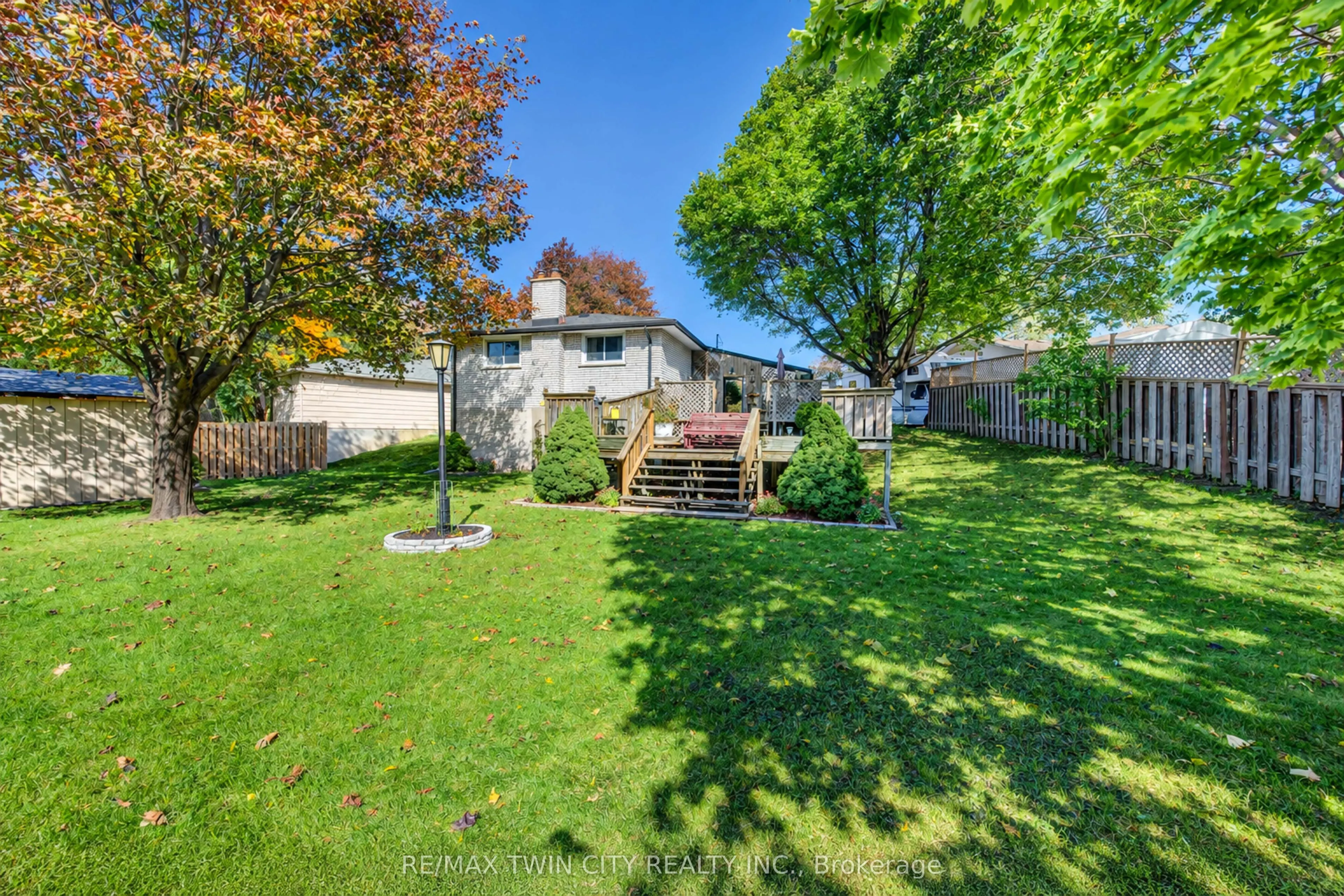 73 BELTON Drive