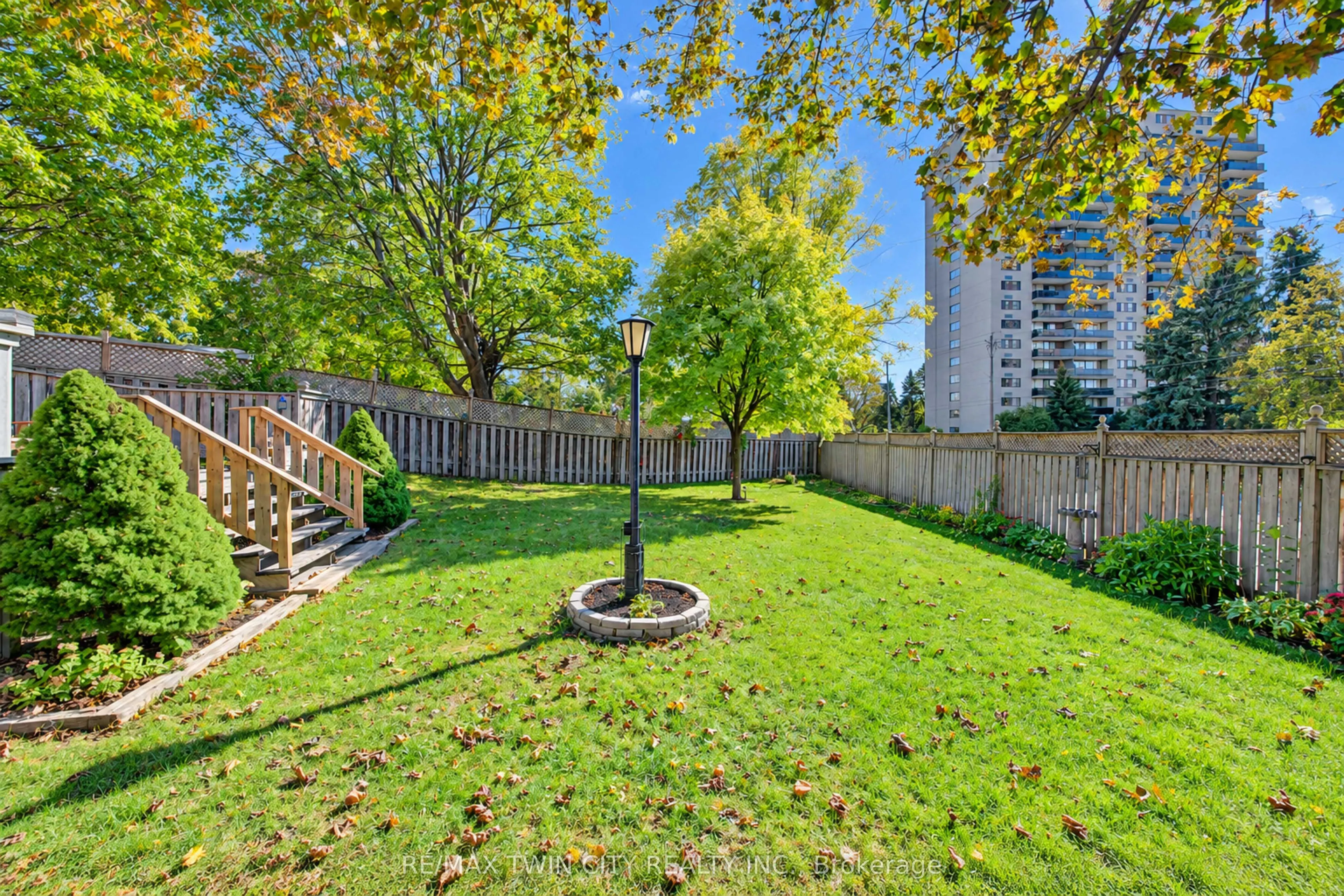 73 BELTON Drive