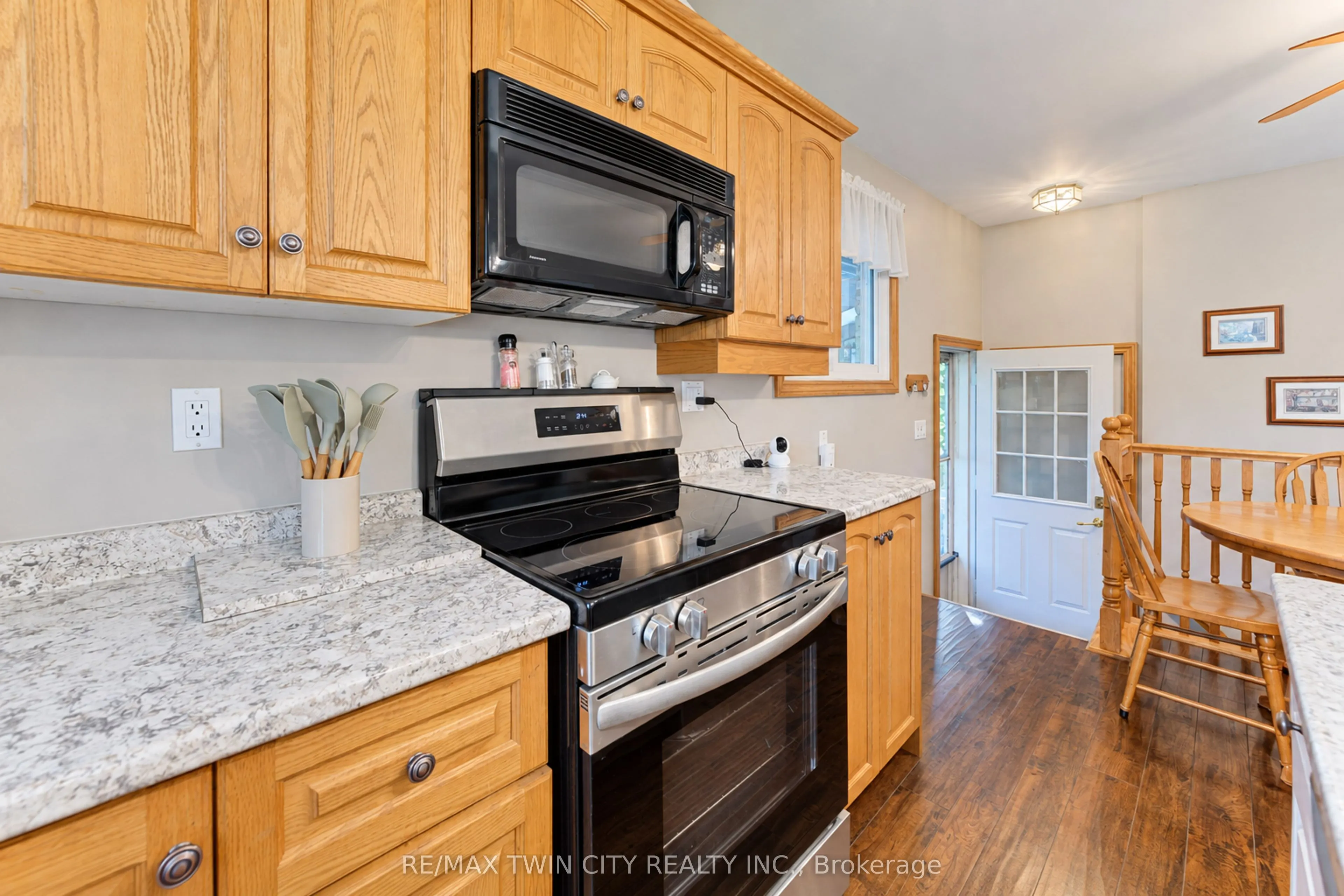 73 BELTON Drive