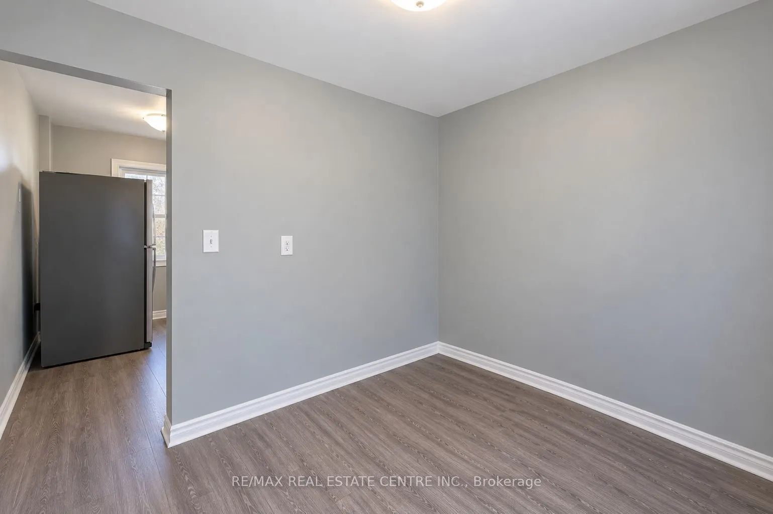 27 Woodman Drive N #4