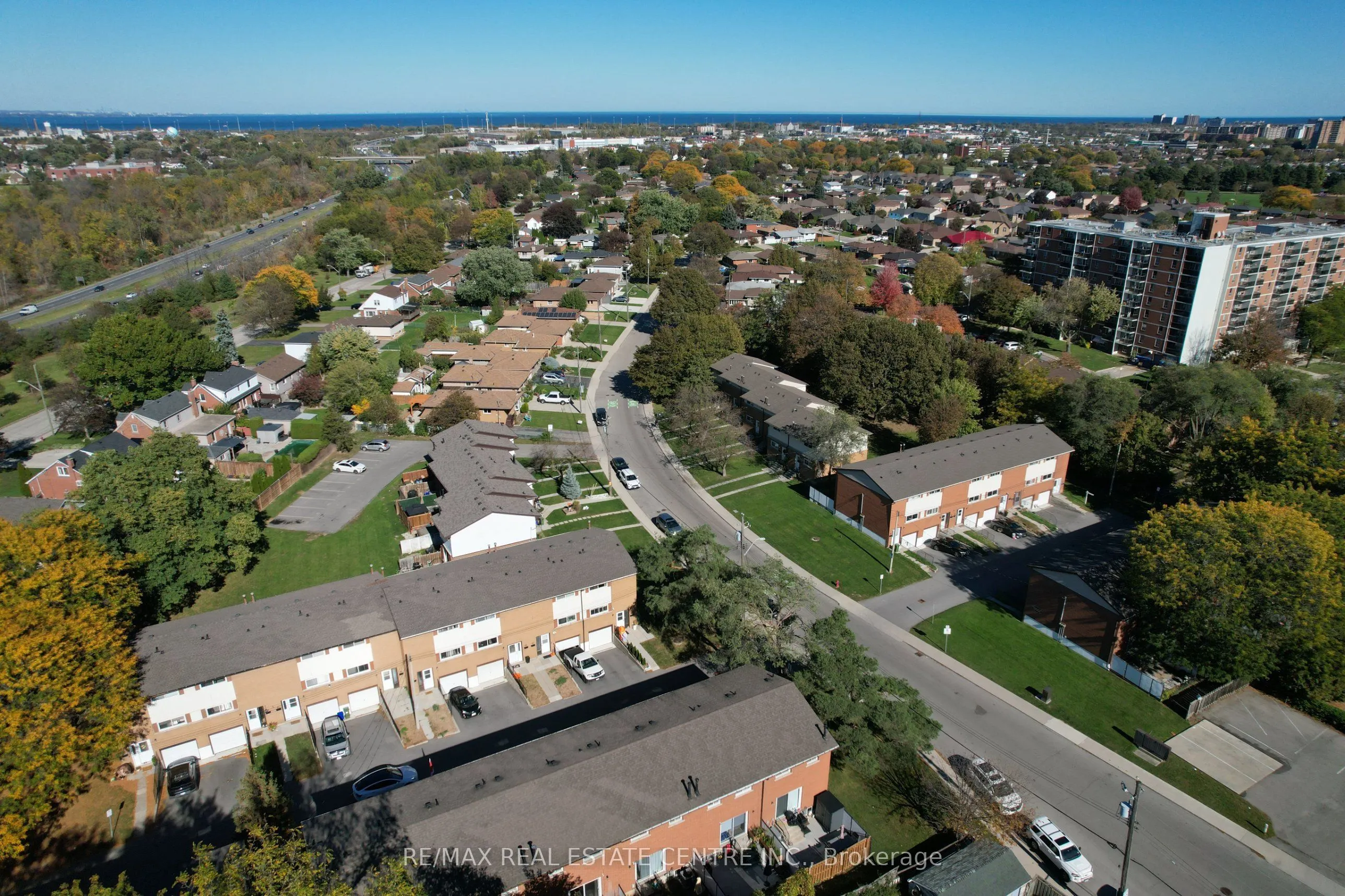 27 Woodman Drive N #4