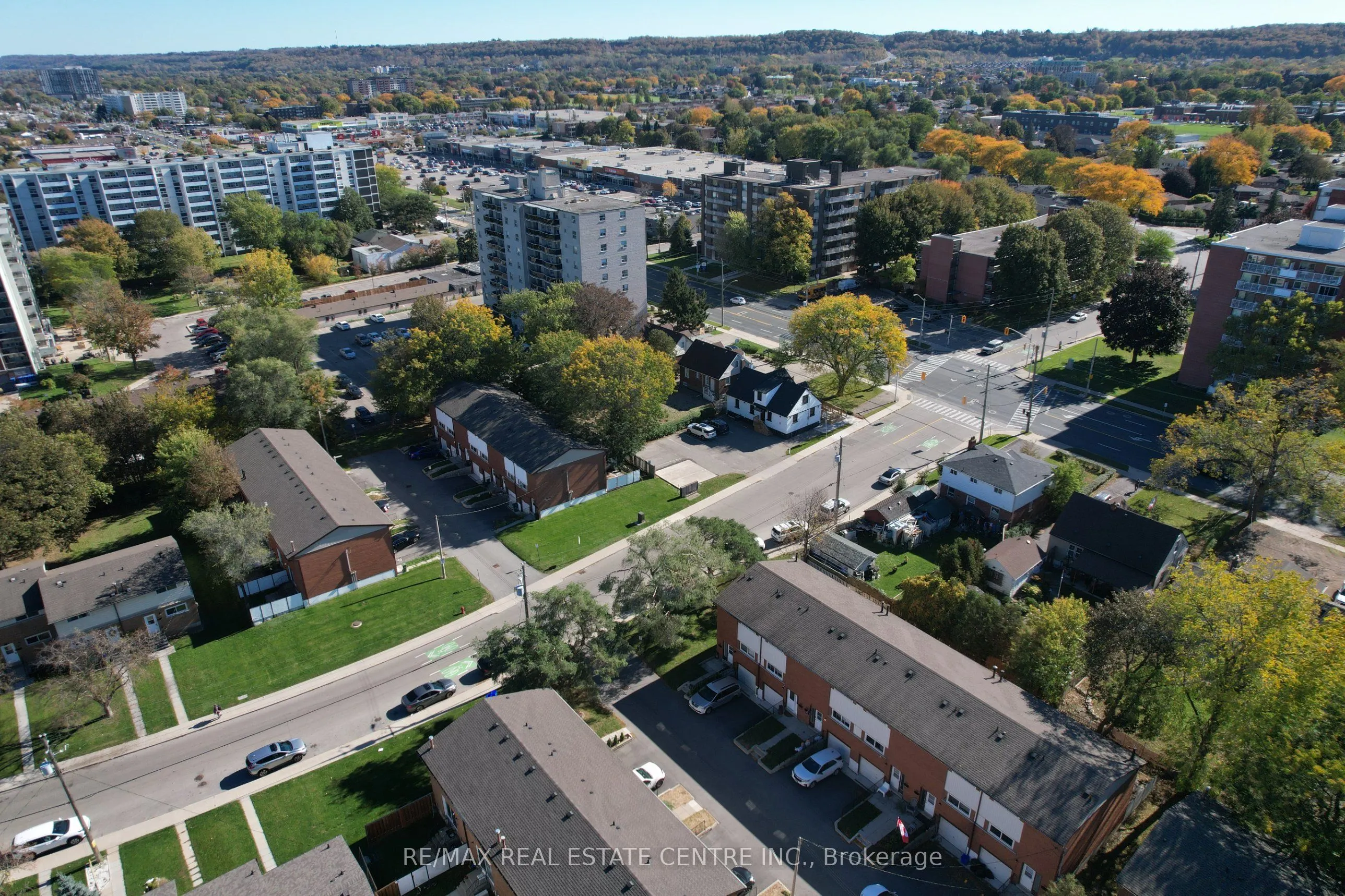 27 Woodman Drive N #4