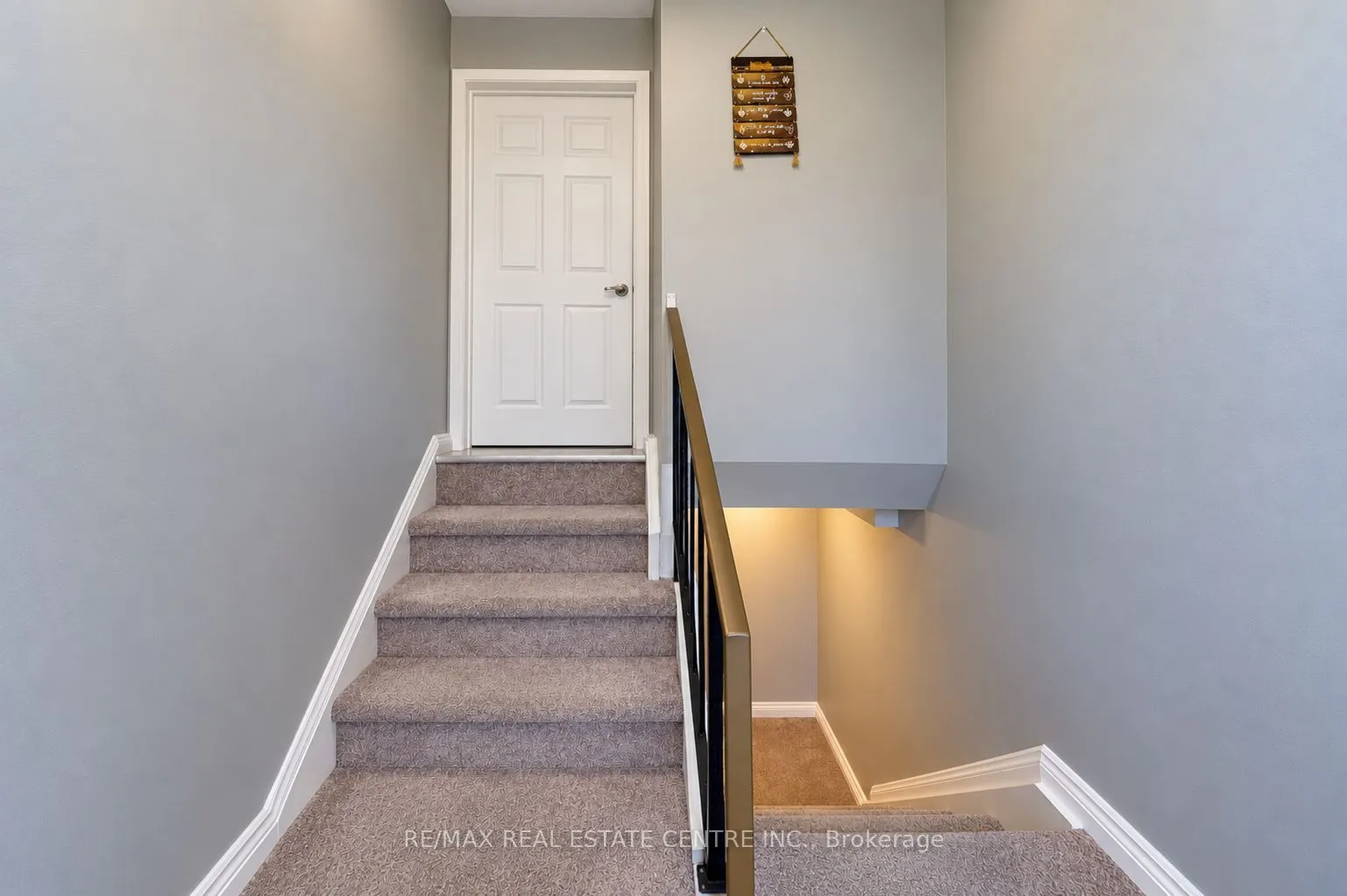 27 Woodman Drive N #4